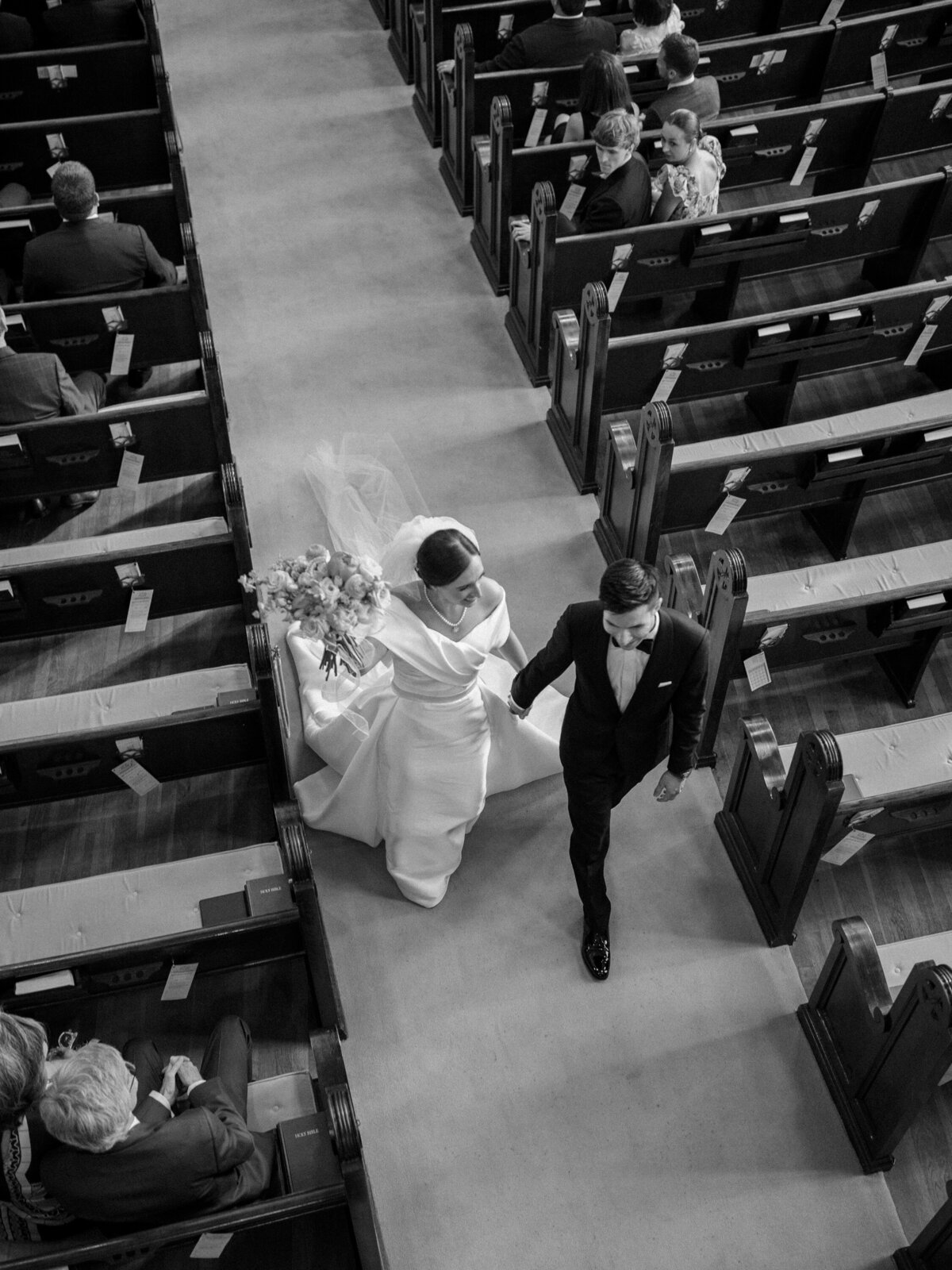 Hannah Lamb Events full service wedding planning and design company Louisiana based destination wedding and event planner13