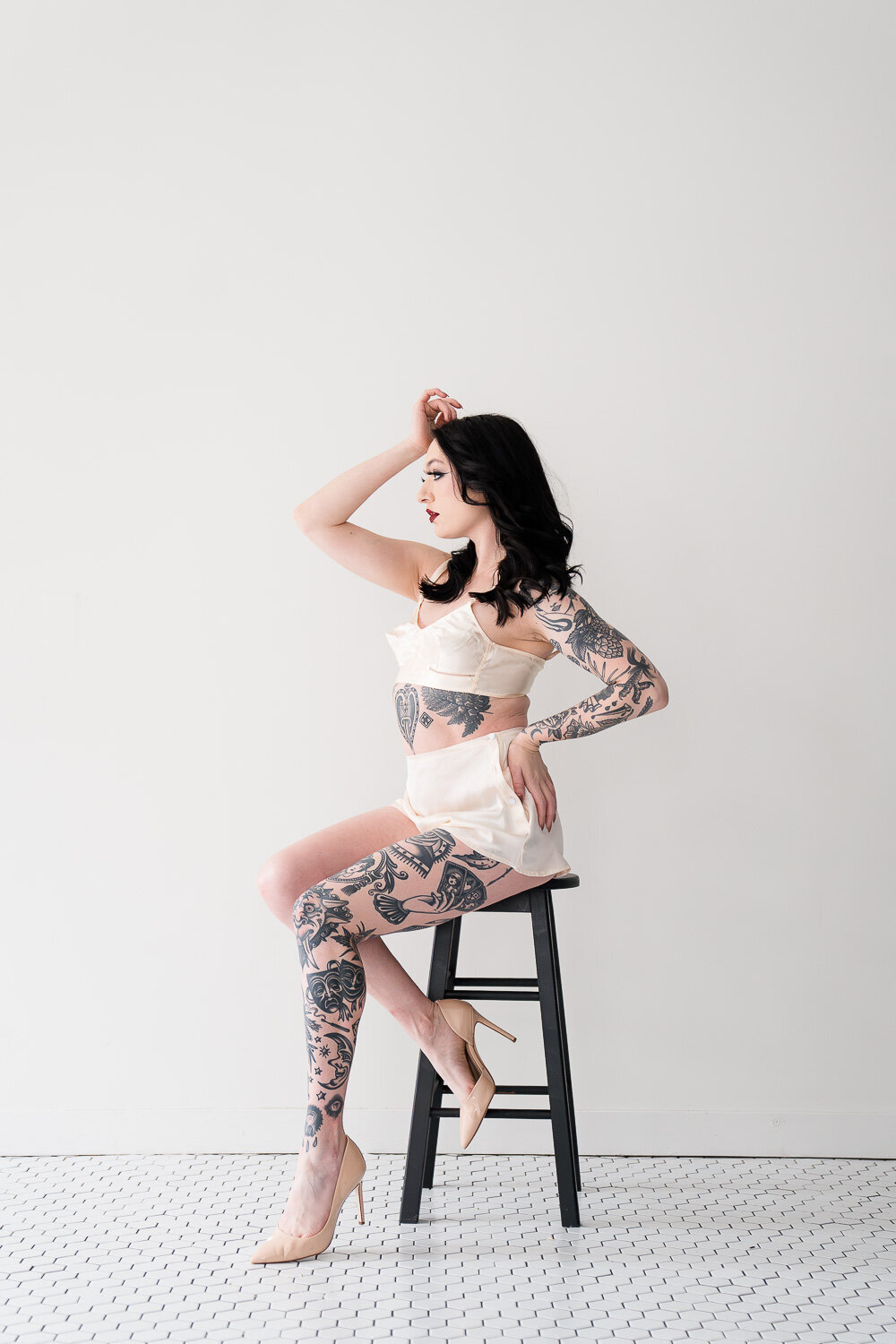 louisville-kentucky-boudoir-photography-model-1