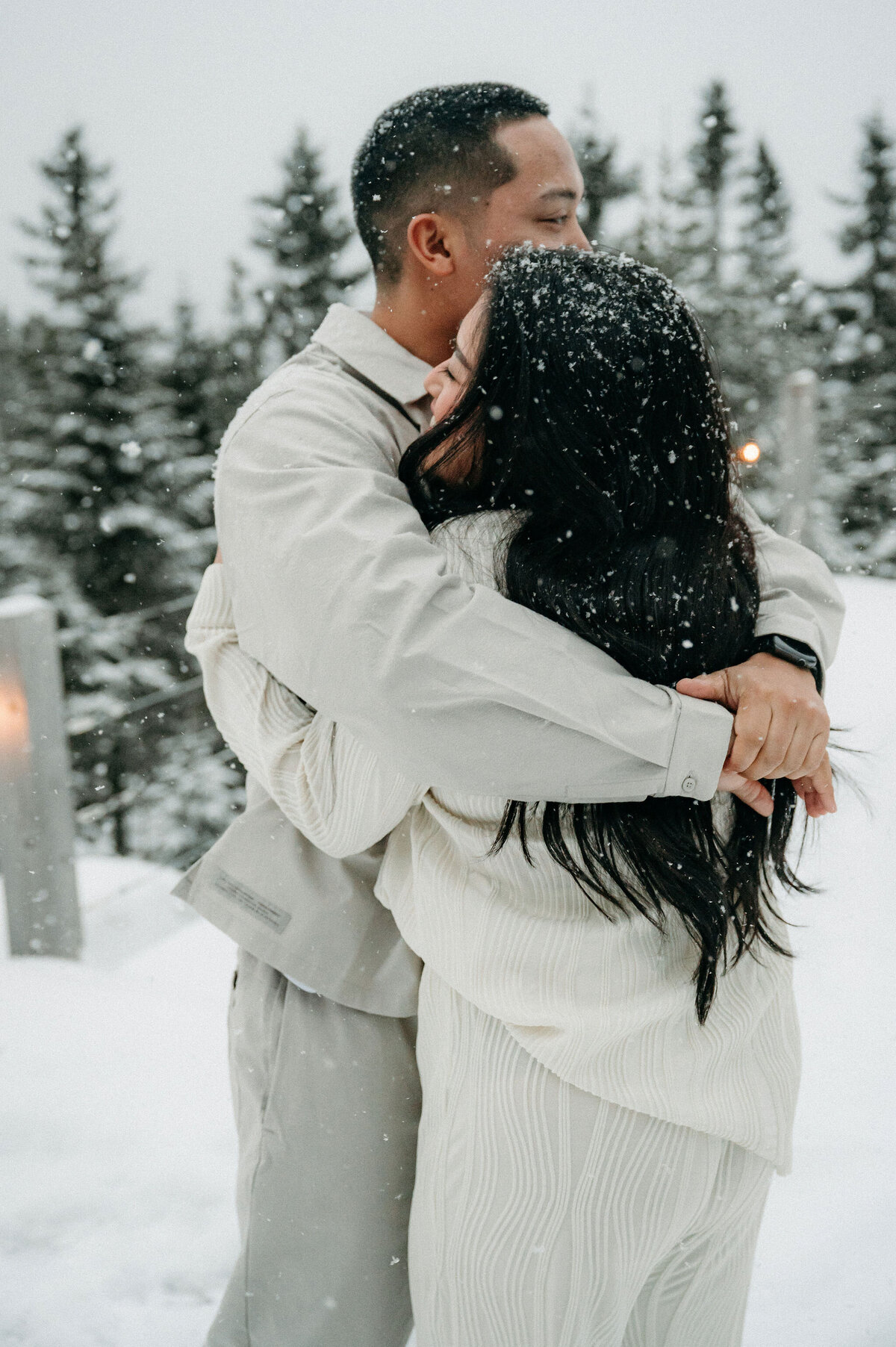 S-R_Winter-Elopement-Quebec-193