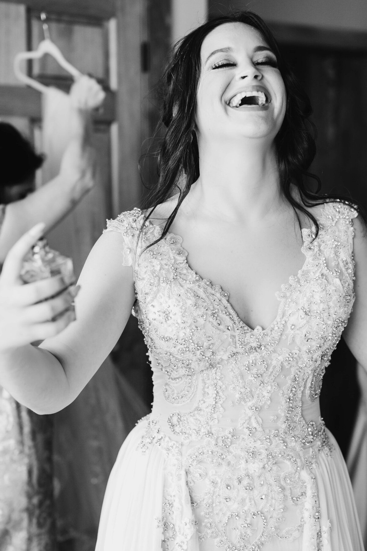 bride-laughing