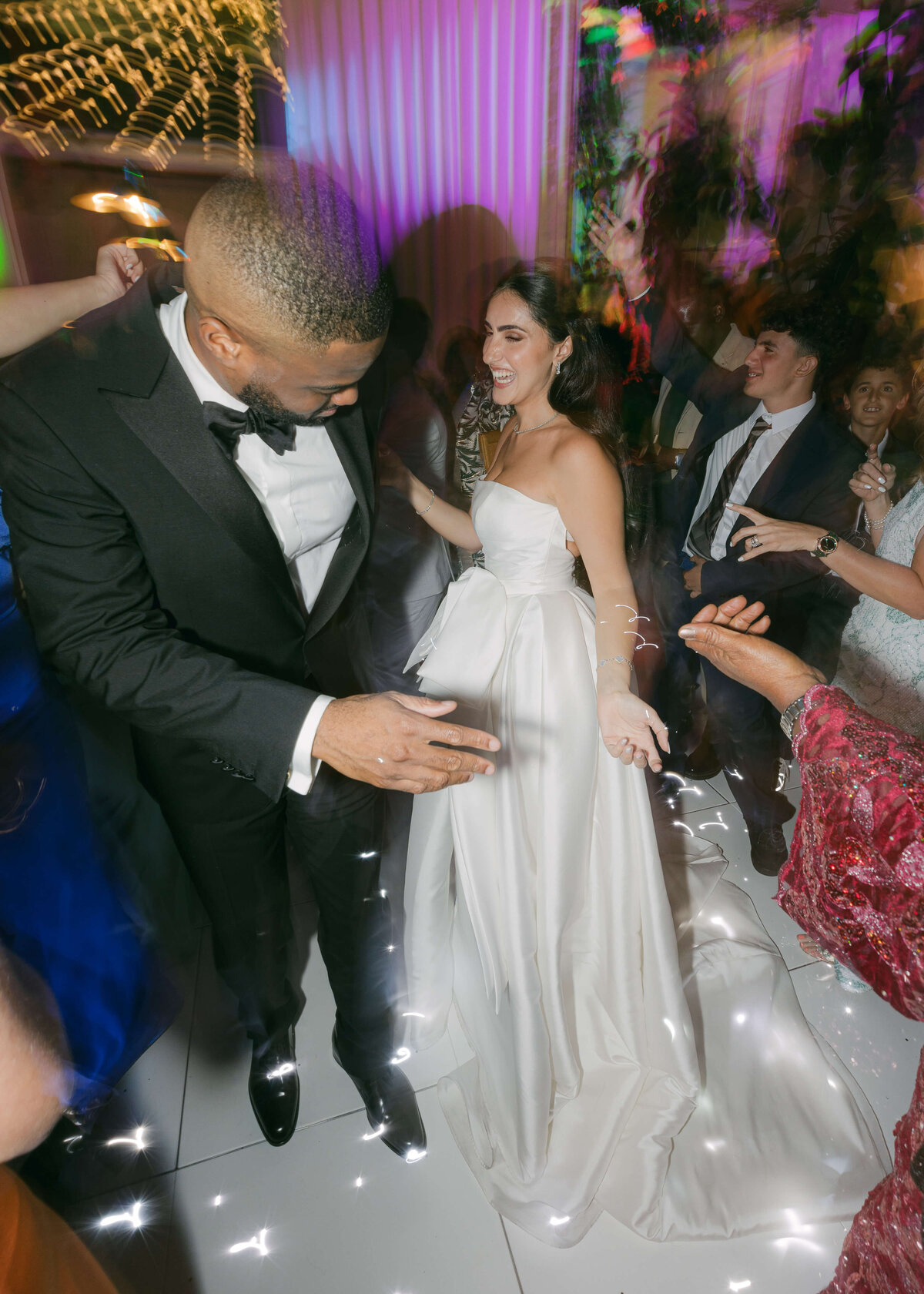 Noor-Tumi-Wedding-Spring-Somerset-House-Chloe-Winstanley-Photography-654