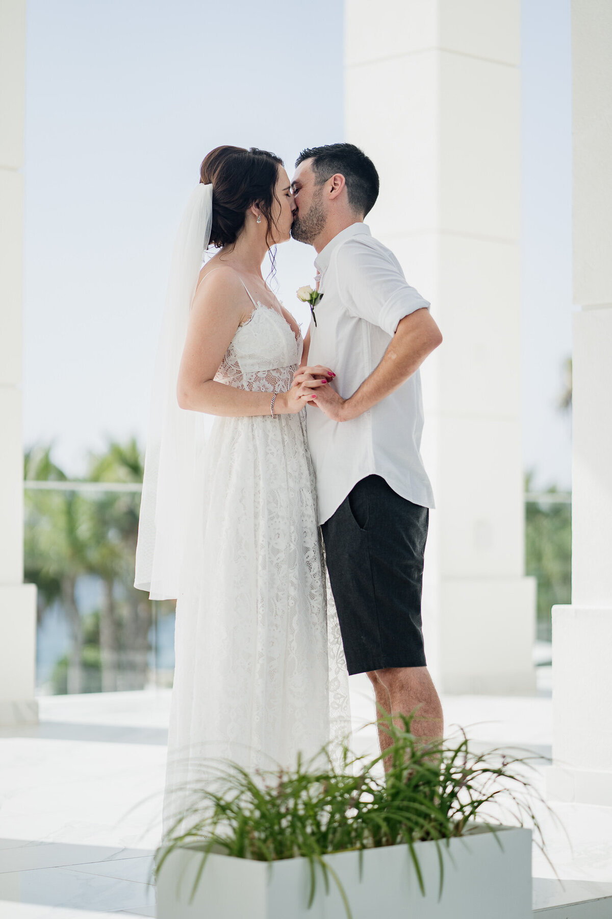 20-09-29 - Sarah & Adam FB-34