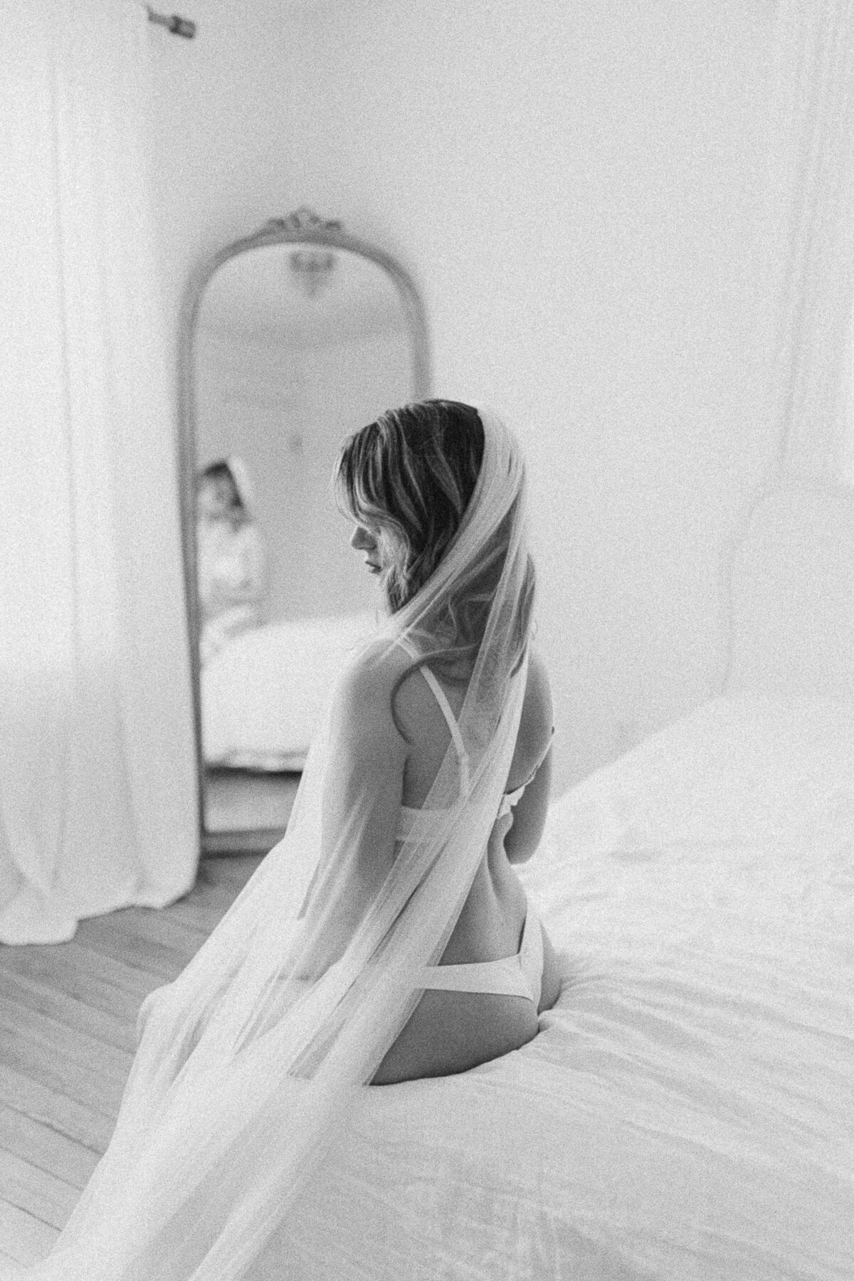 audra-jones-photography-virginia-fine-art-bridal-boudoir-bailey-54