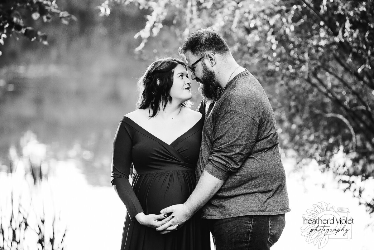 Indianapolis maternity photographer, maternity photography Lafayette IN, maternity photographer near me, maternity portrait studio
