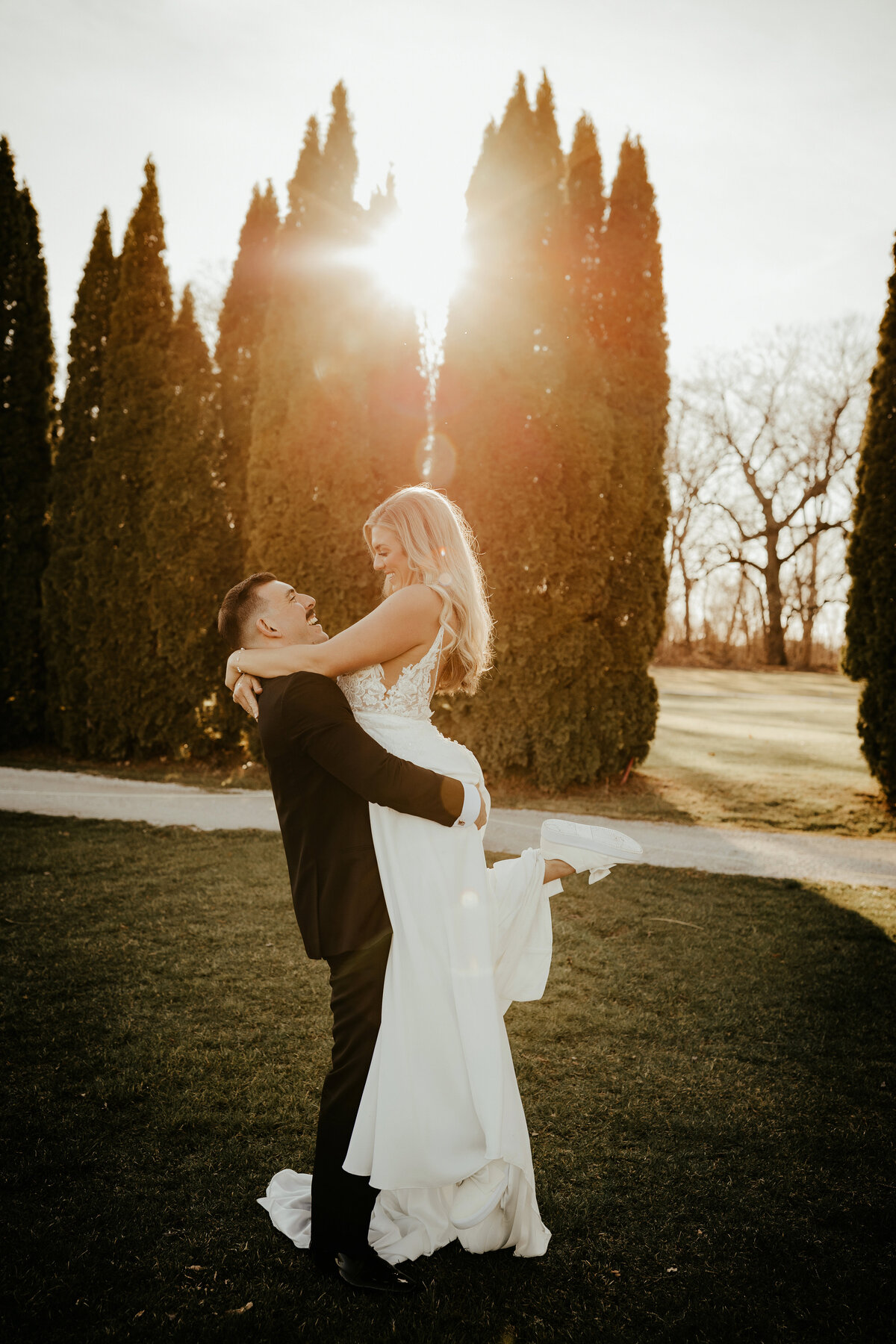 Danielle Schury Photography Illinois Central Wedding Photographer JPG