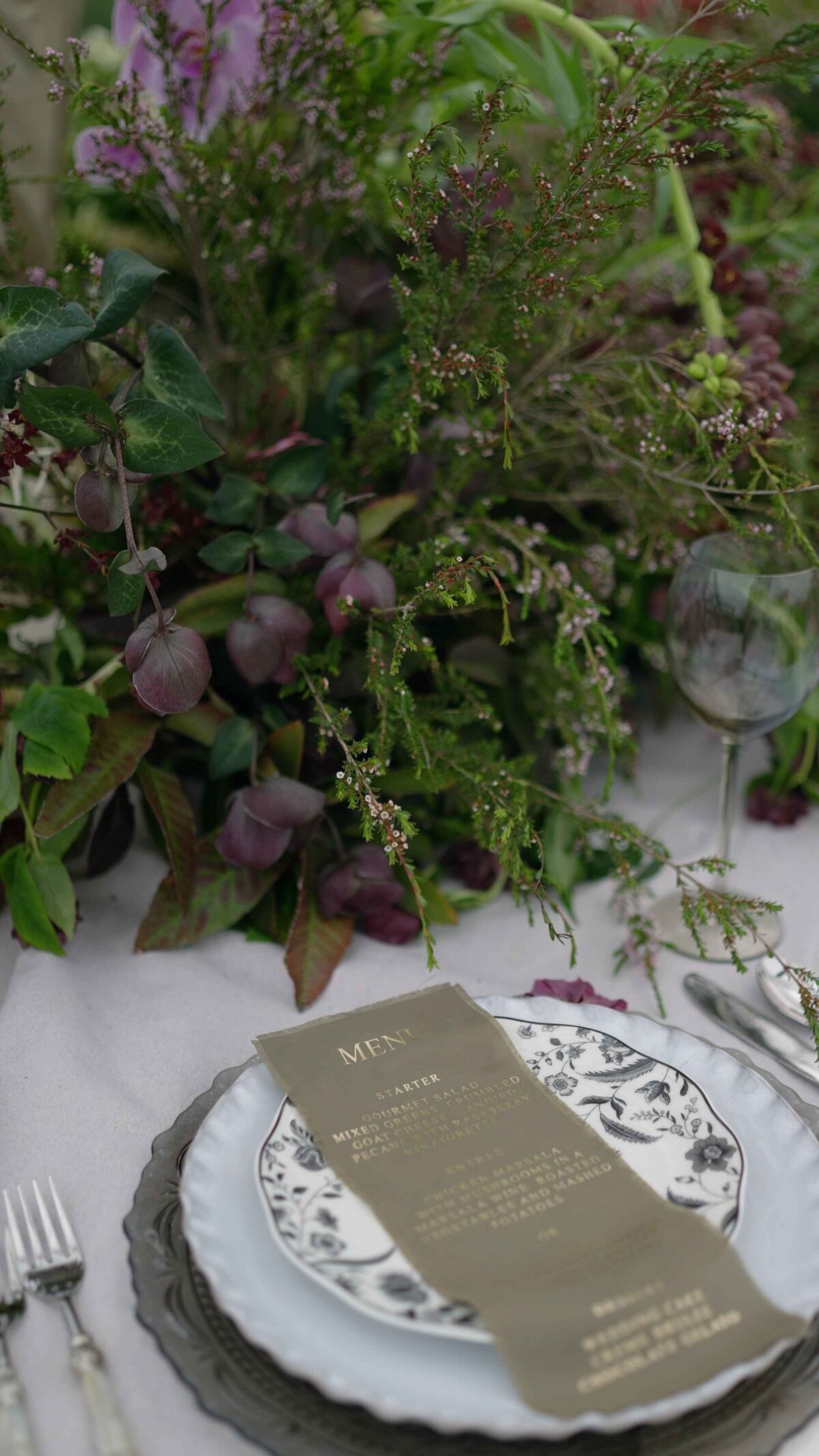 Reception-Table-Florals-Photo