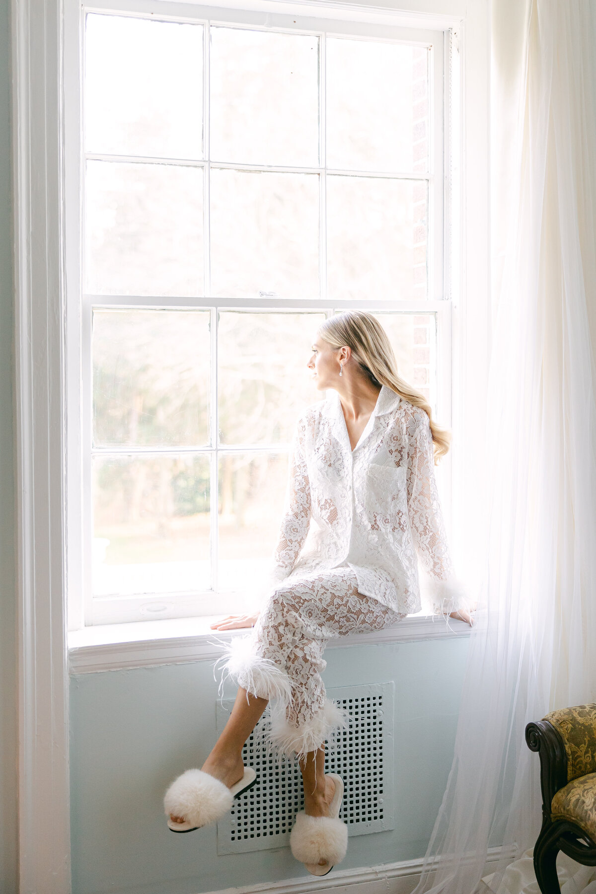 Bride Getting Ready Photo Ideas, Long Island Bright and Airy Wedding Photographer, Natural Light Wedding Photographer in Long Island, Bridal Lace Feather Pajamas