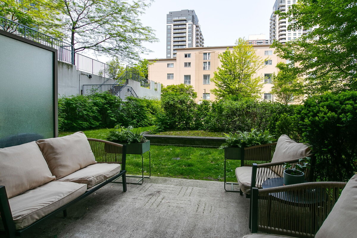 31-web-or-mls-77_003_Patio
