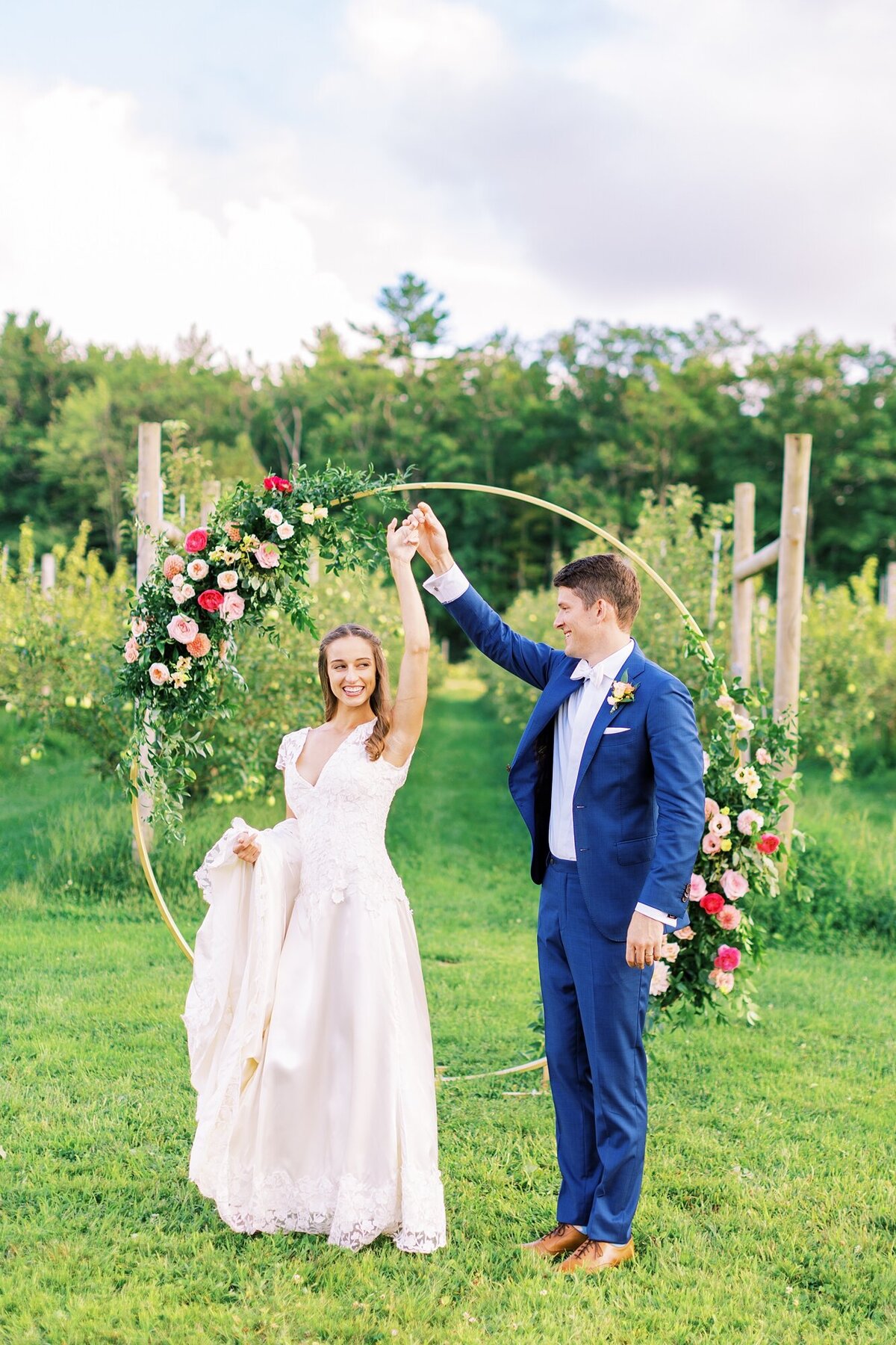 The-Greenery-Colorful-Apple-Orchard-NH-New-Hampshire-Wedding-Photography_0050
