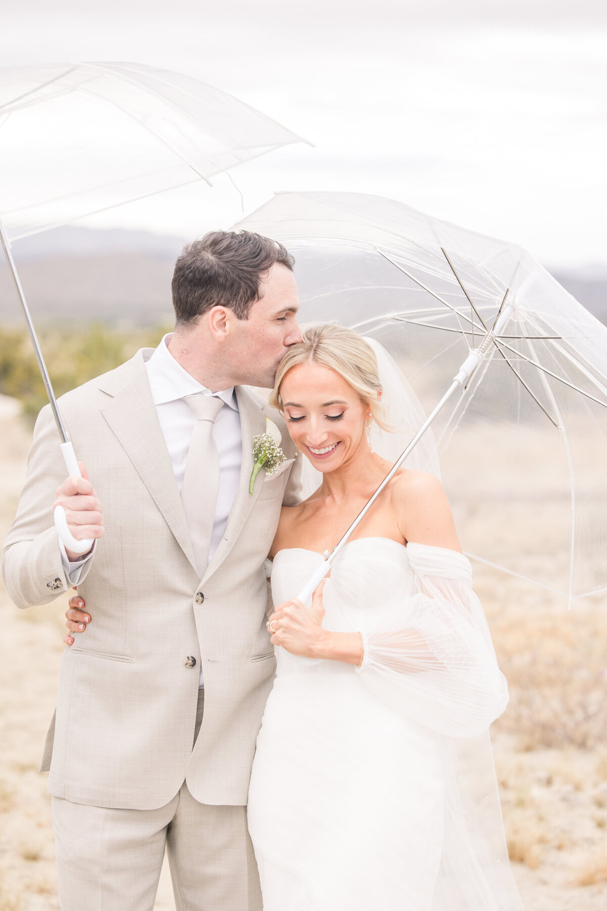 The Estate at Via Las Palmas Palm Springs Light and airy spring wedding southern california wedding venue luxury photography-214
