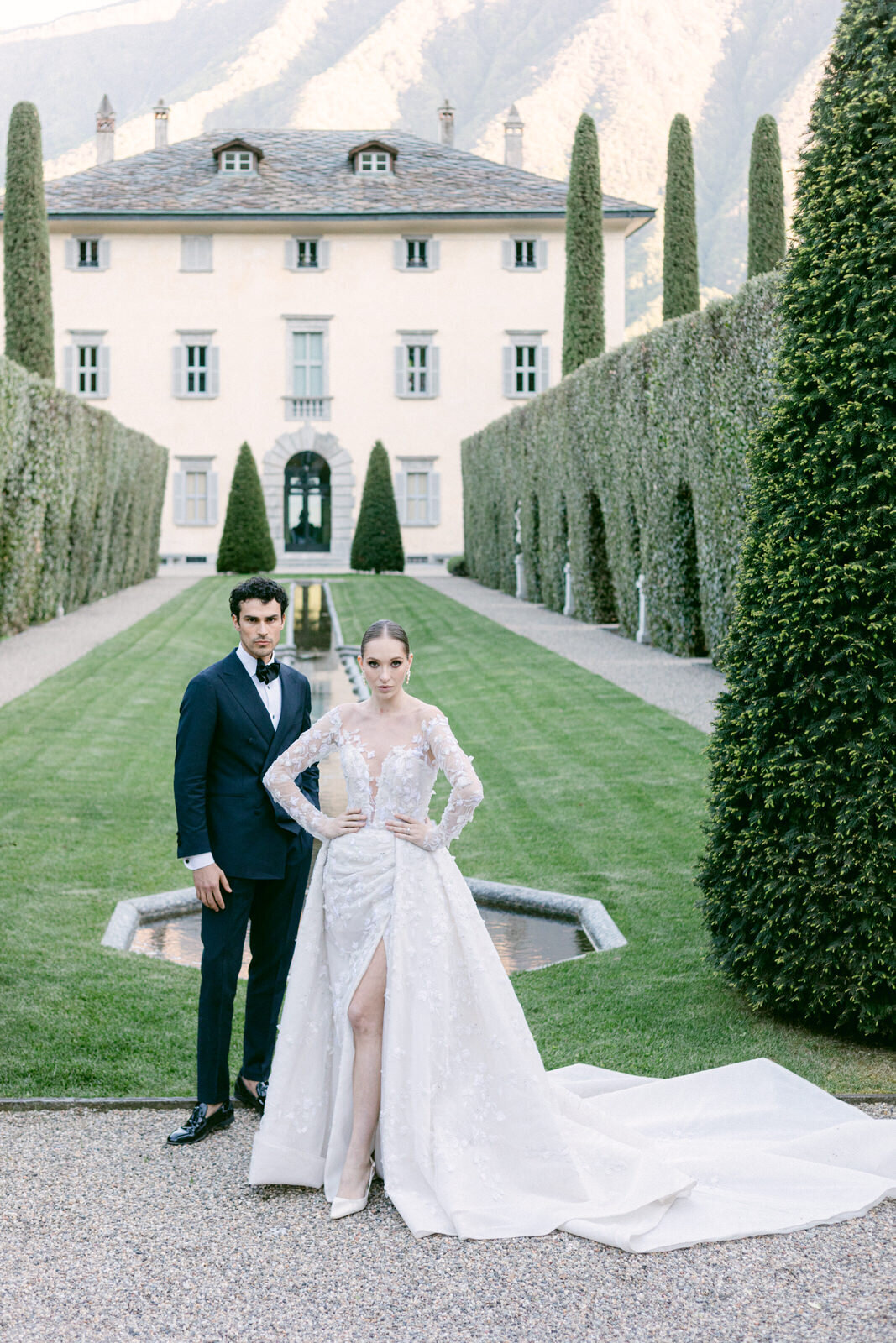 elopement editorial in Villa Balbiano, Lake Como, Italy