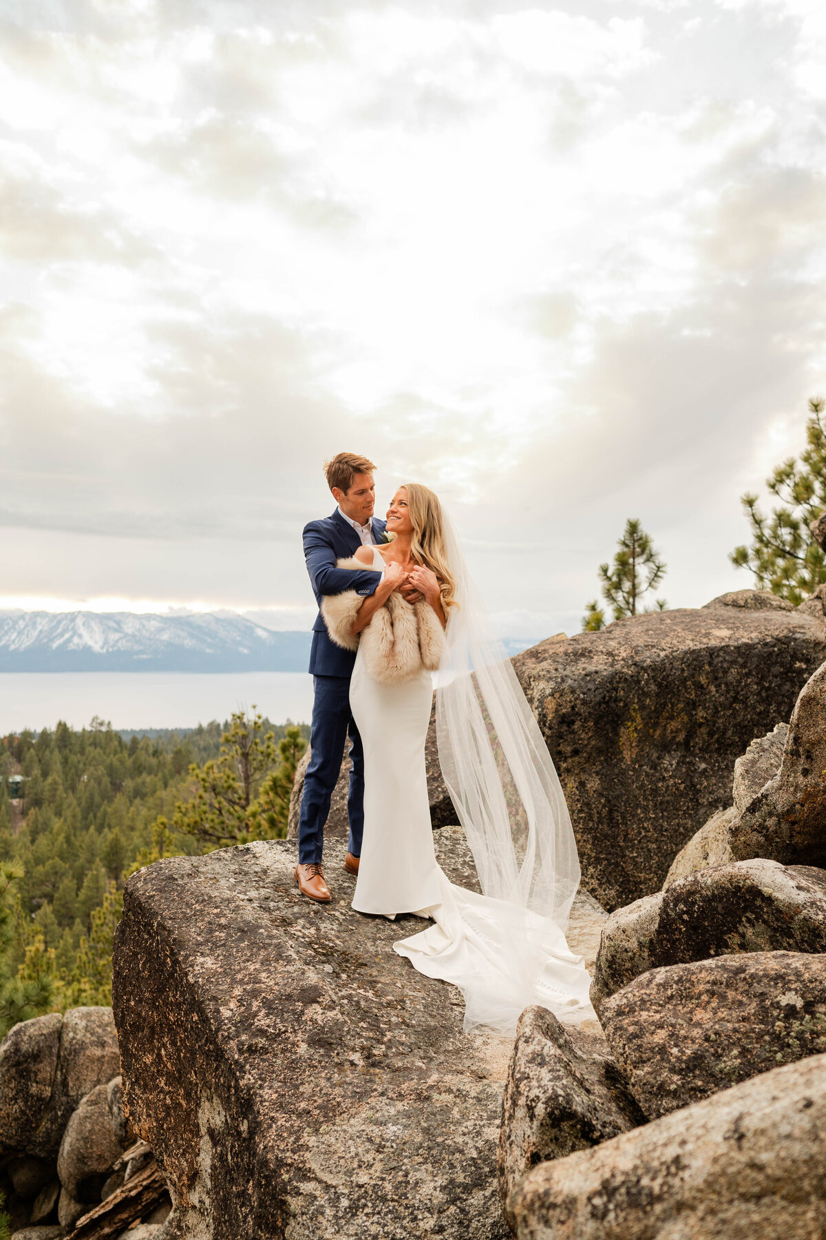 Lake-Tahoe-wedding-photo