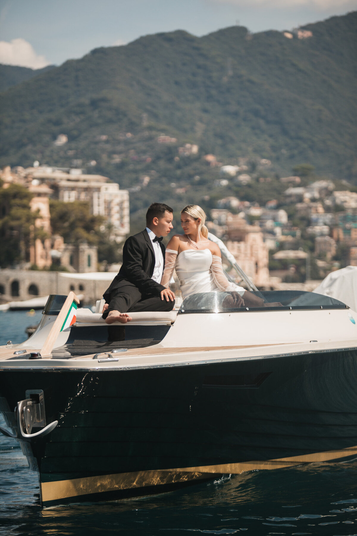 Destination elopement photographer and planner.  Specializing in all inclusive elopement packages. 