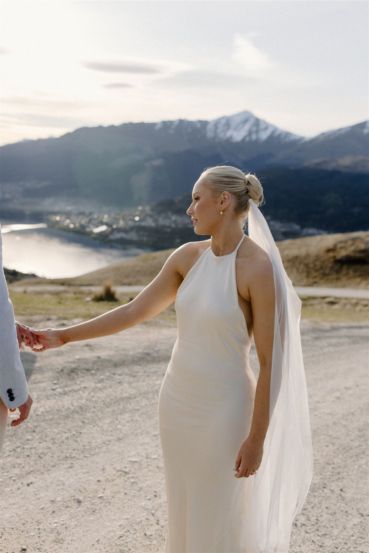 hair-and-makeup-artist-in-queenstown-newzealand