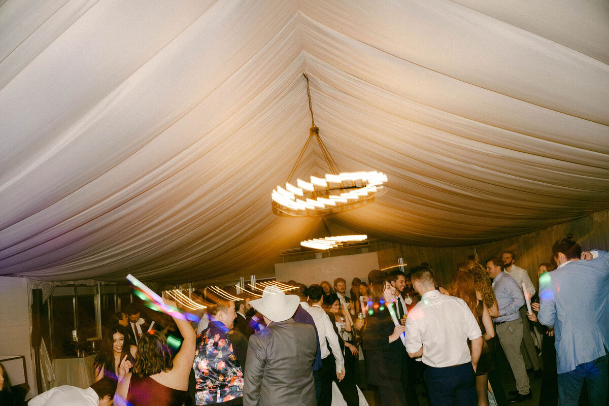 Lindsey&AlexWeddingPhotos_Film_AustinWeddingPhotographer_HereafterFilms_-112