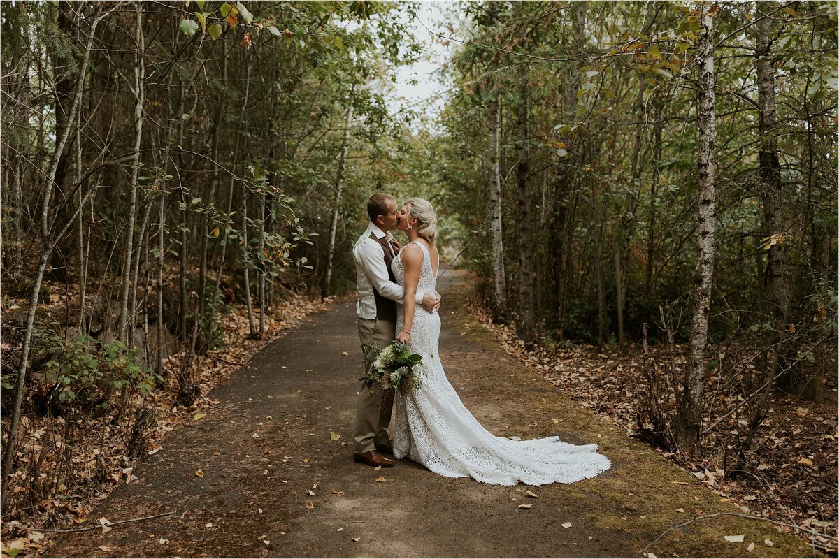 Audrey Paige Photographer - Rowena Oregon Couple_0257