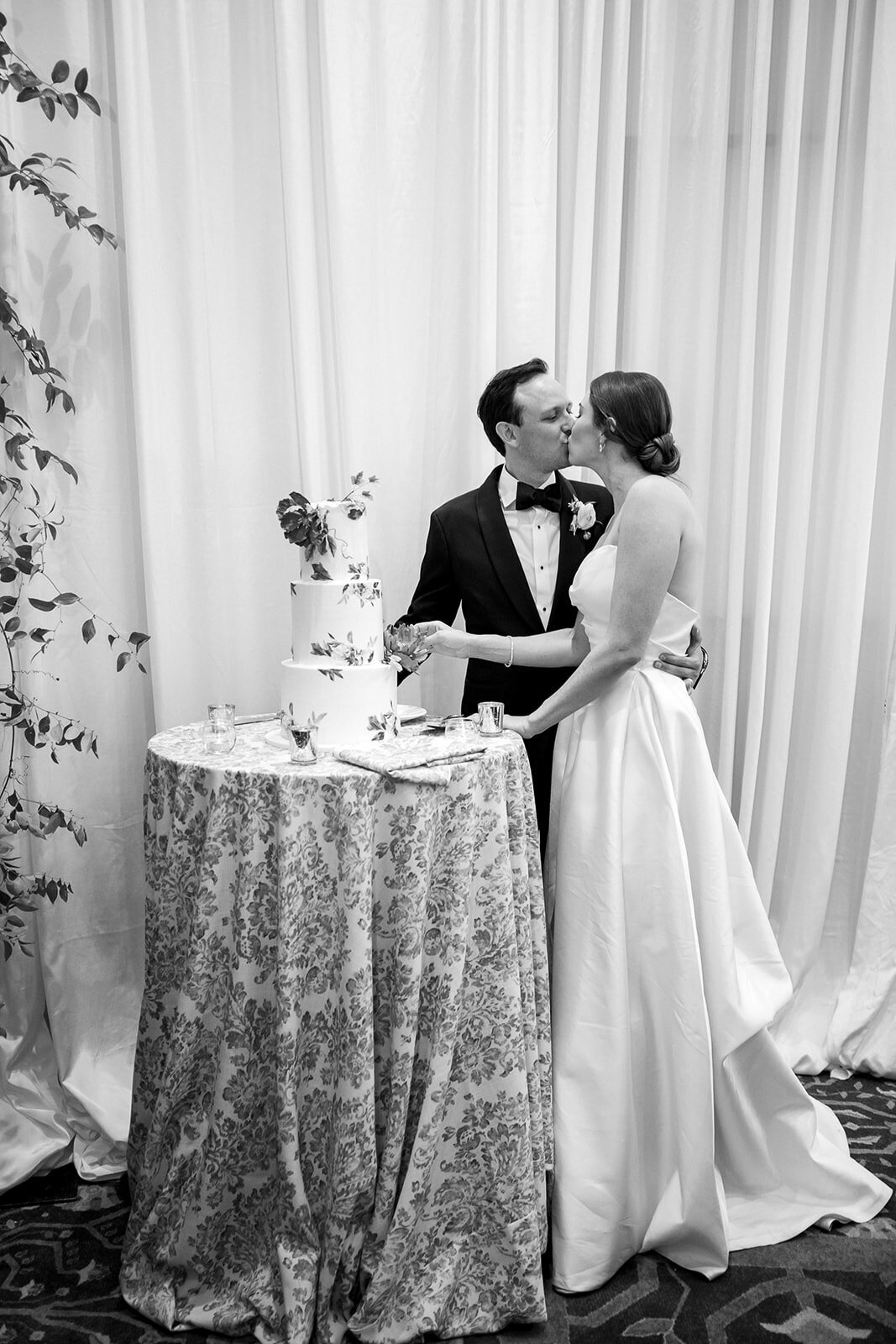 hyatt-tahoe-wedding-napa-photographers-thedejaureguis-0075