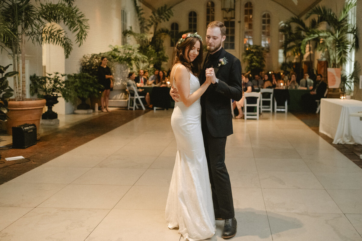 documentary photographer garden greenhouse wedding-206
