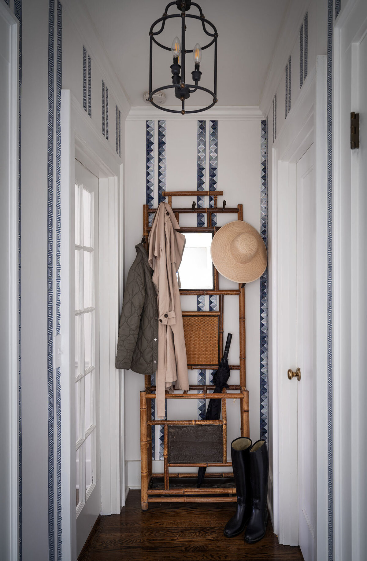 8-greek-key-bamboo-coat-rack-antique-wallpaper