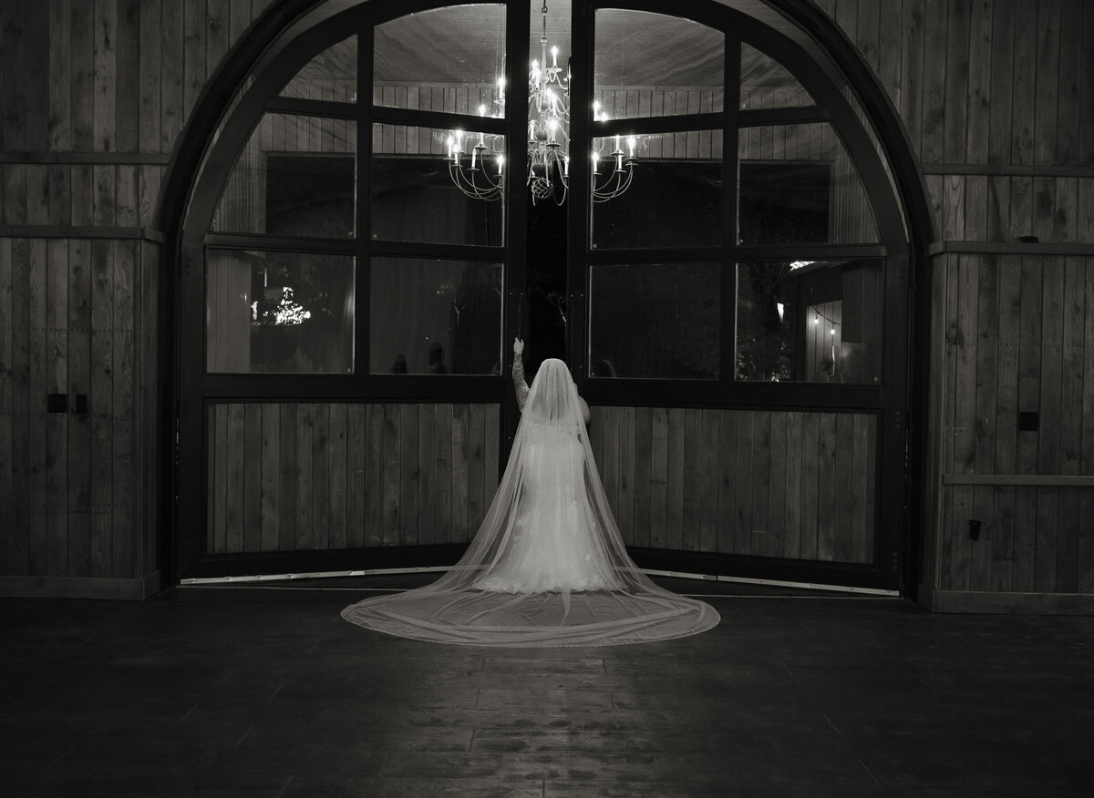 Bridal black and white 