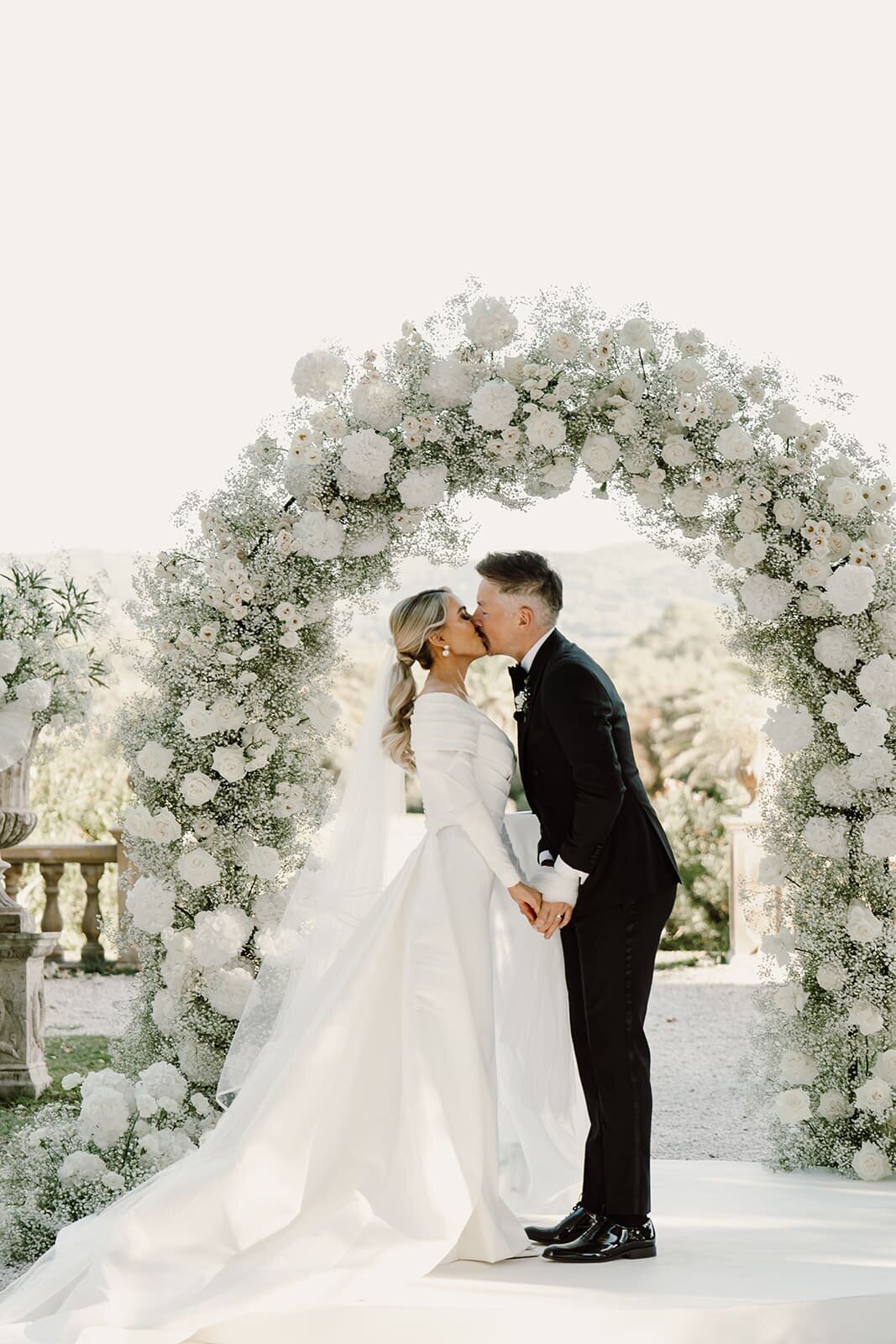French-castle-luxury-wedding