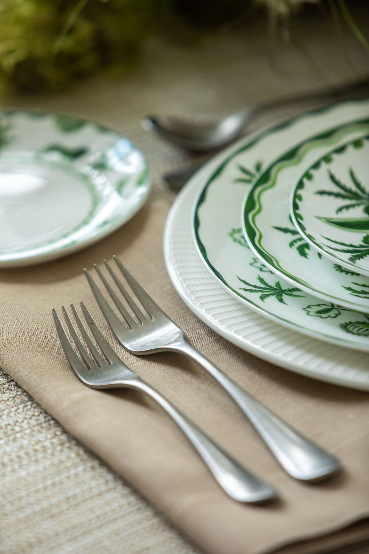Portland, Oregon event rentals, specializing in tabletop glassware, dishware, and flatware - 5
