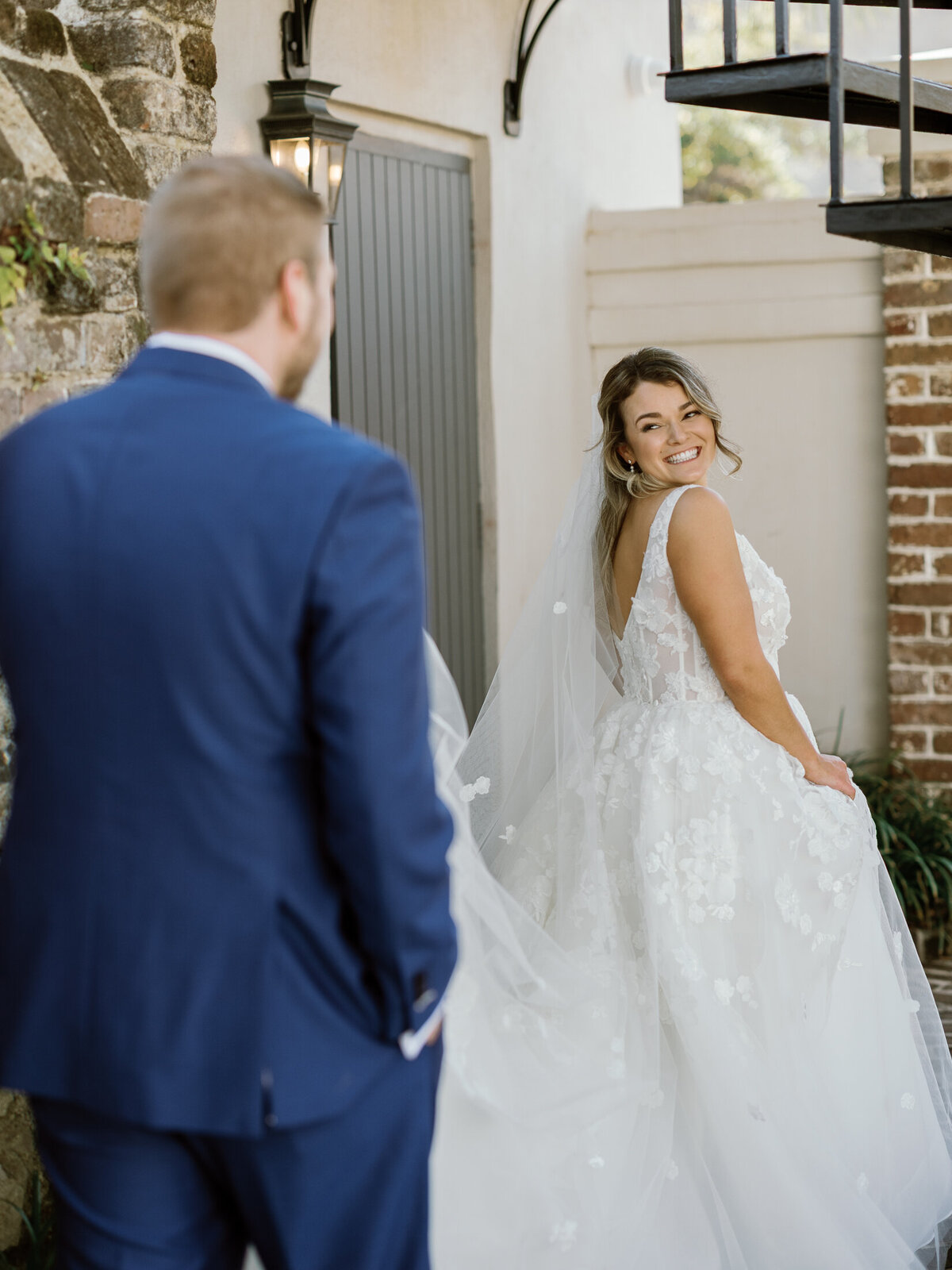Simply-white-bridal-ny-bride-and-groom-first-look
