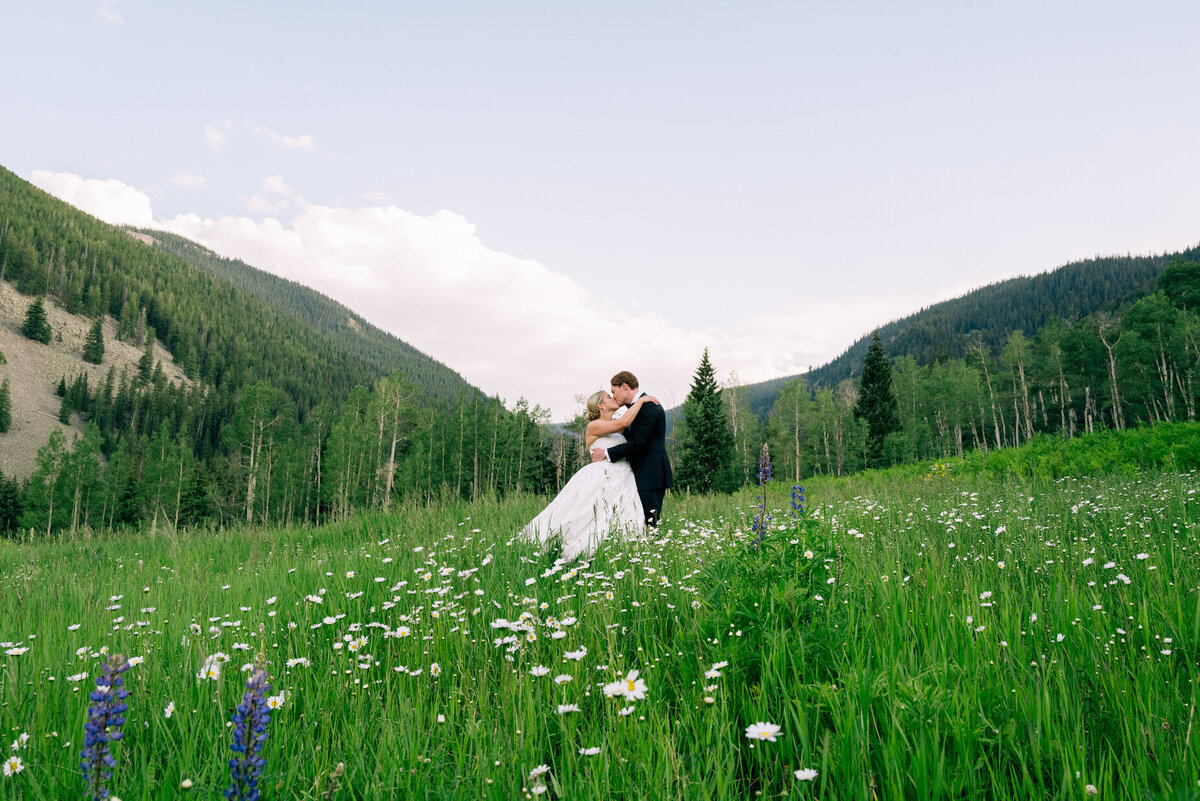 0 Hor TH0 Beaver Creek Colorado Wedding by GoBella 7