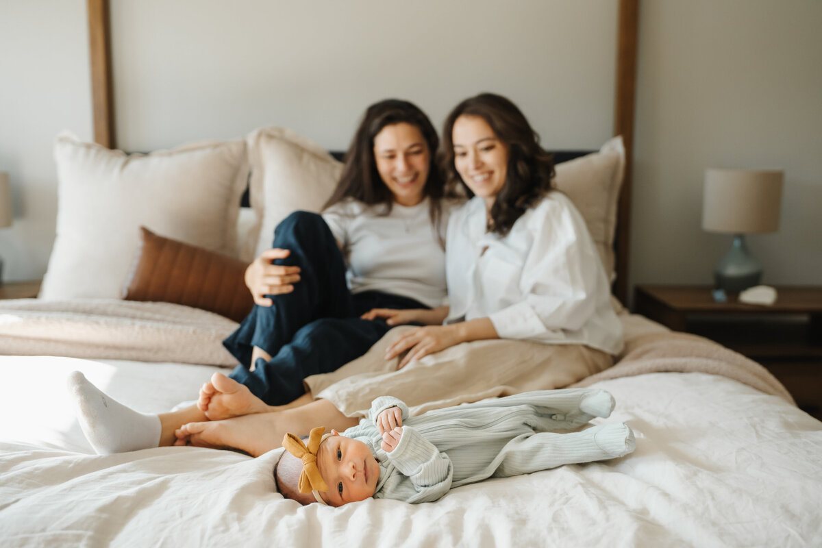 Portland-Oregon-Newborn-Photos-in-home-lgbtq-059