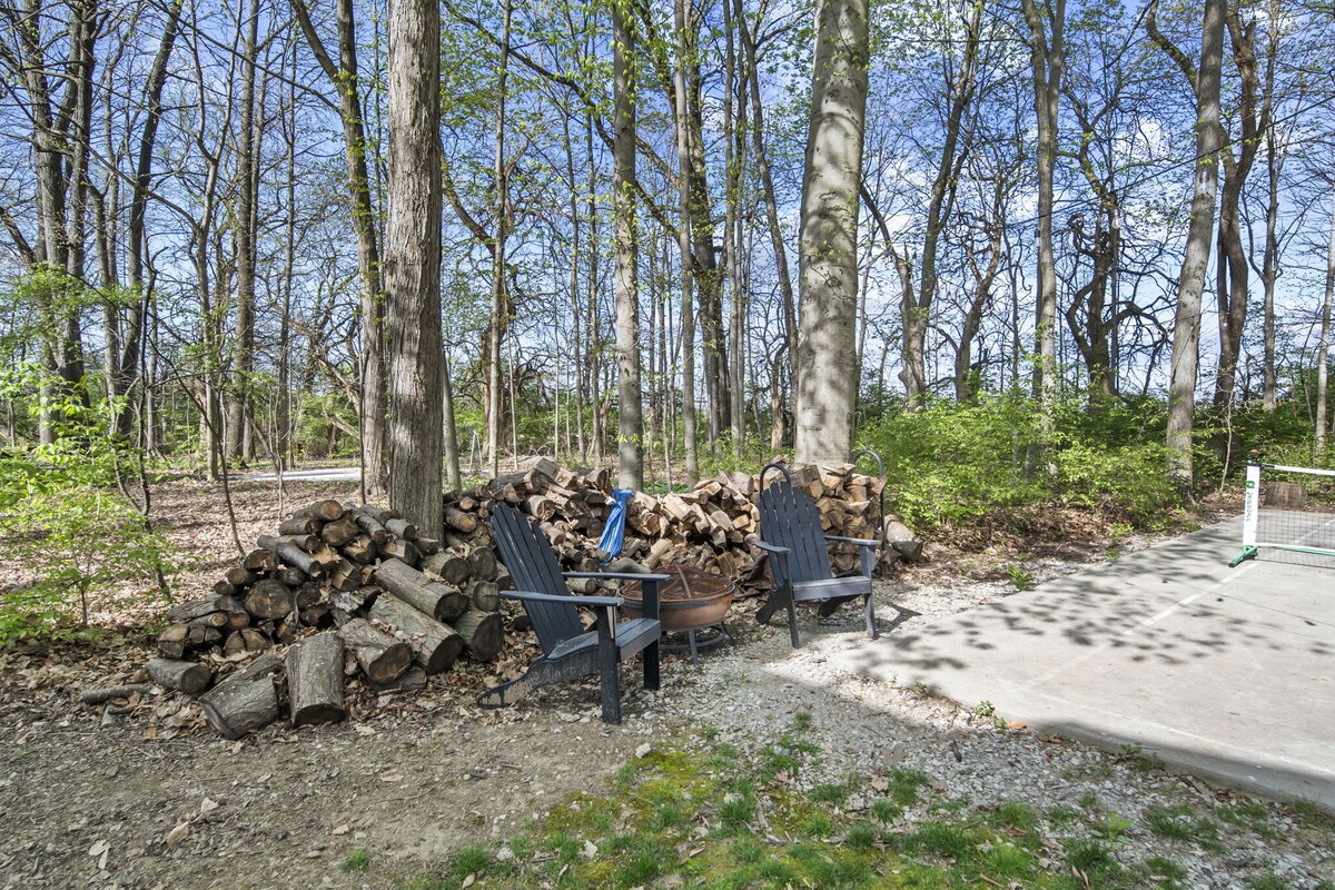 121-web-or-mls-A7404443