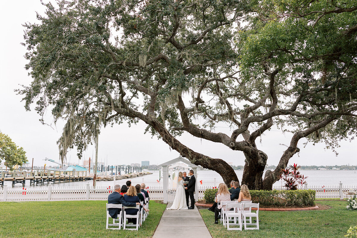 miranda-rose-photo-palmetto-bed-and-breakfast-florida-elopement-chantilly-chic-celebrations-5