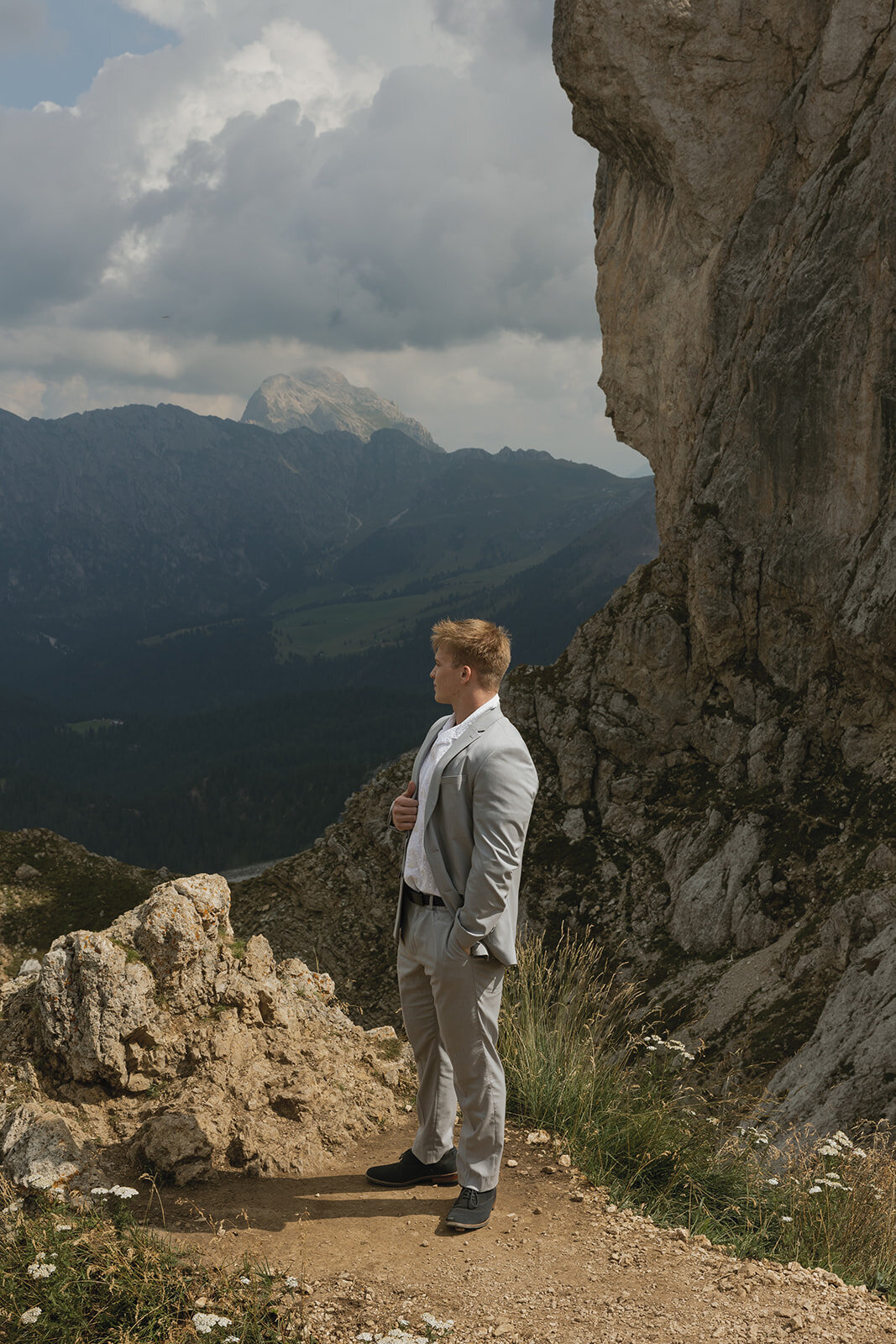 destination-wedding-elopement-photographer-italy-dolomites-seceda-documentary-tanya-davids-photo-film-98