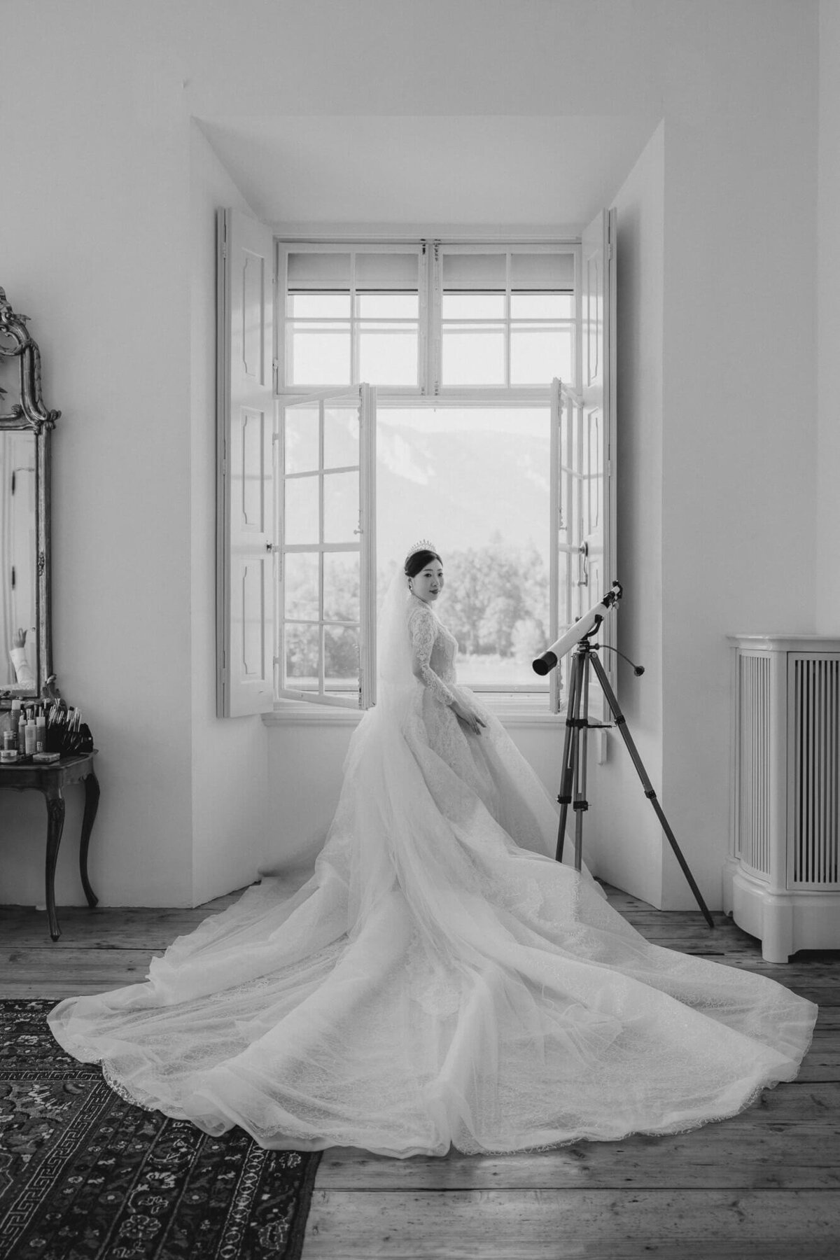 elopement-leopoldskron-palace-salzburg-8