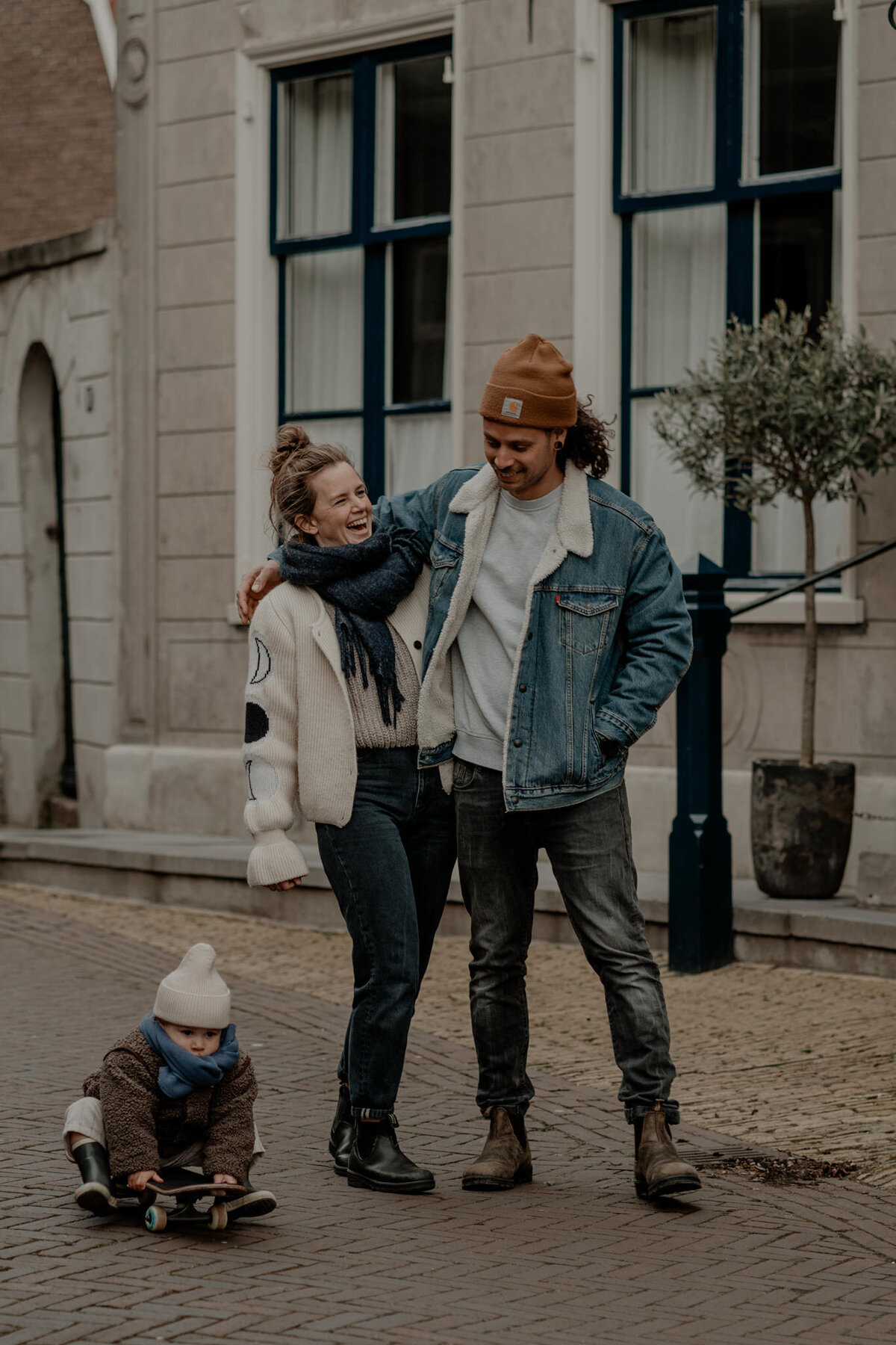 Shotsbylise_shootTexel_lifestyle_motherhood_fotograafhaps_videografie_gezinshoot46
