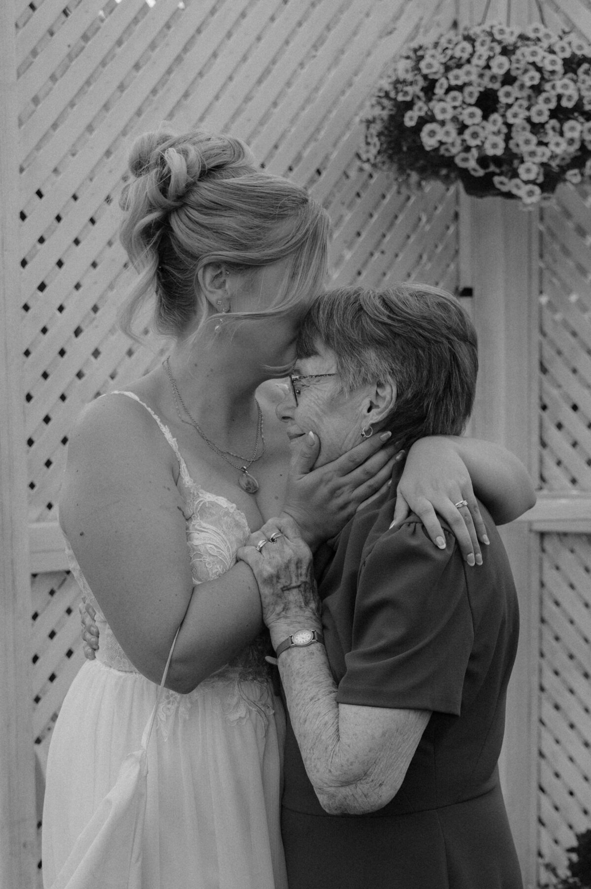 Winnipeg-Wedding-Photographer16