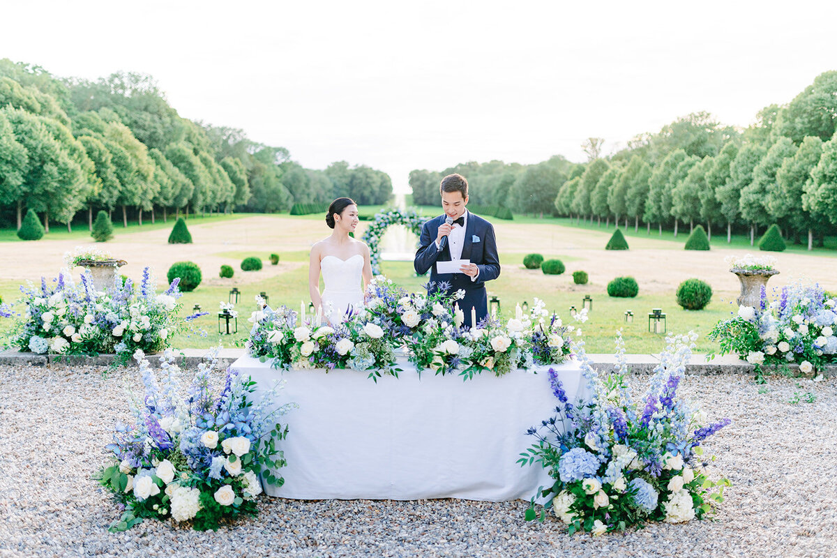 MorganeBallPhotography-Wedding-ZoeEdward-11-ChateauChamplatreux-Dinner-167-3602