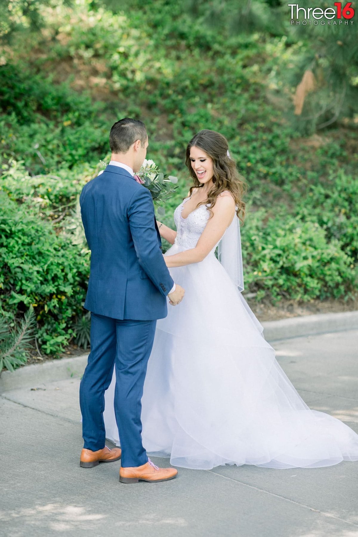 Sweet moment between Husband and Wife during photo shoot