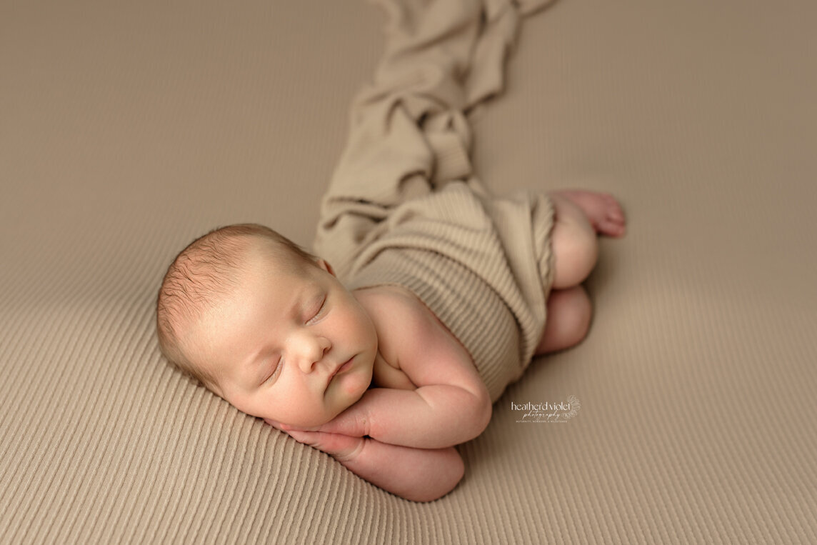 Lebanon IN newborn photographer, newborn photography near me, newborn portraits Lebanon Indiana, Lebanon IN newborn photographer, newborn photography near me, newborn portraits Lebanon Indiana