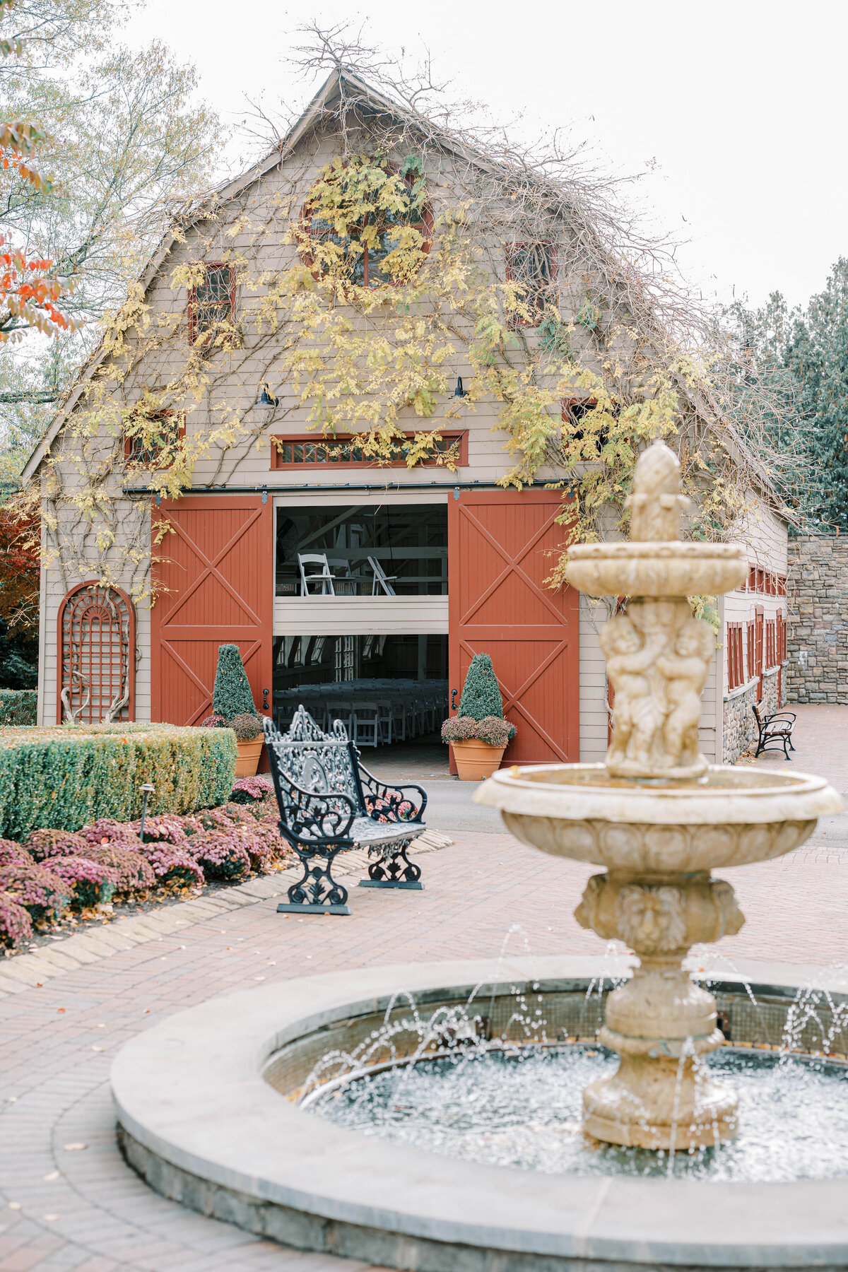 Ashford_Estate_Brooke_and_Kyle_Morgan_Taylor_artistry_Sneak-22