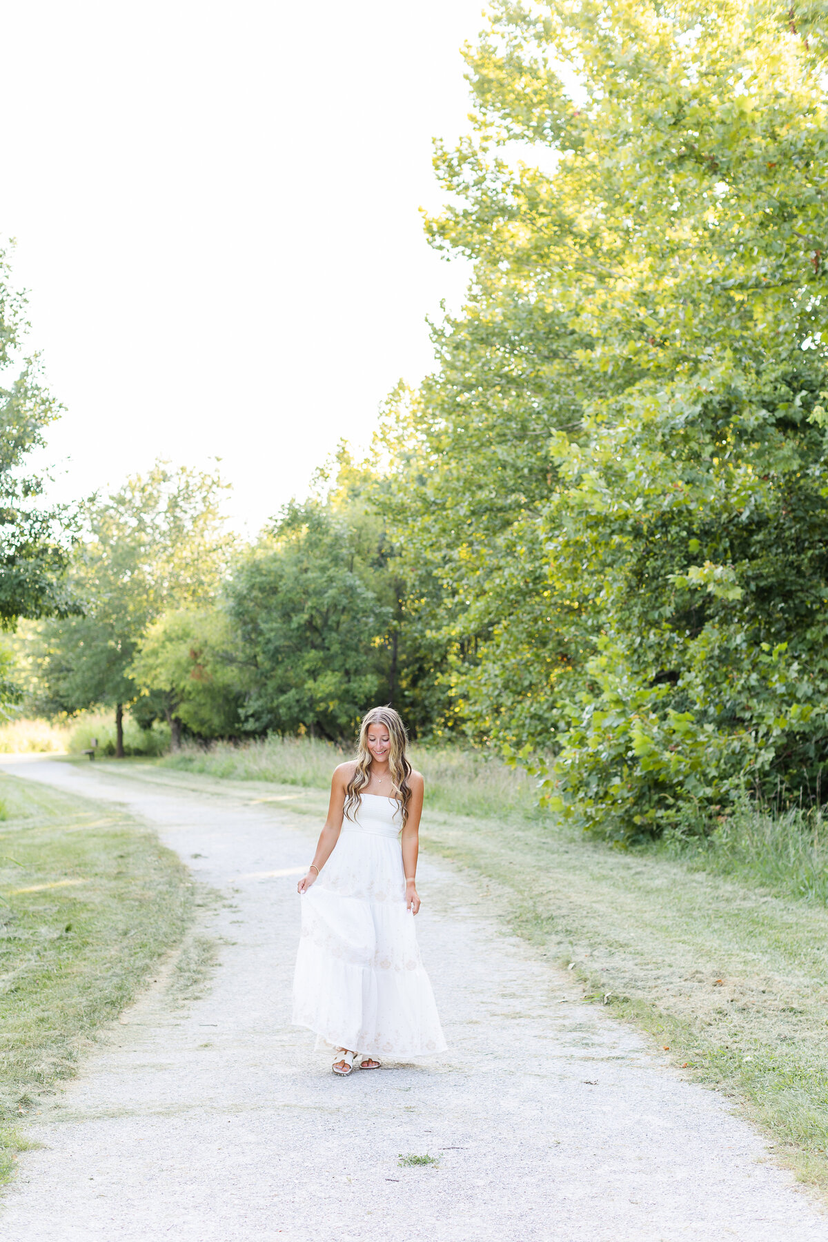 Senior photos outdoors Columbia Missouri