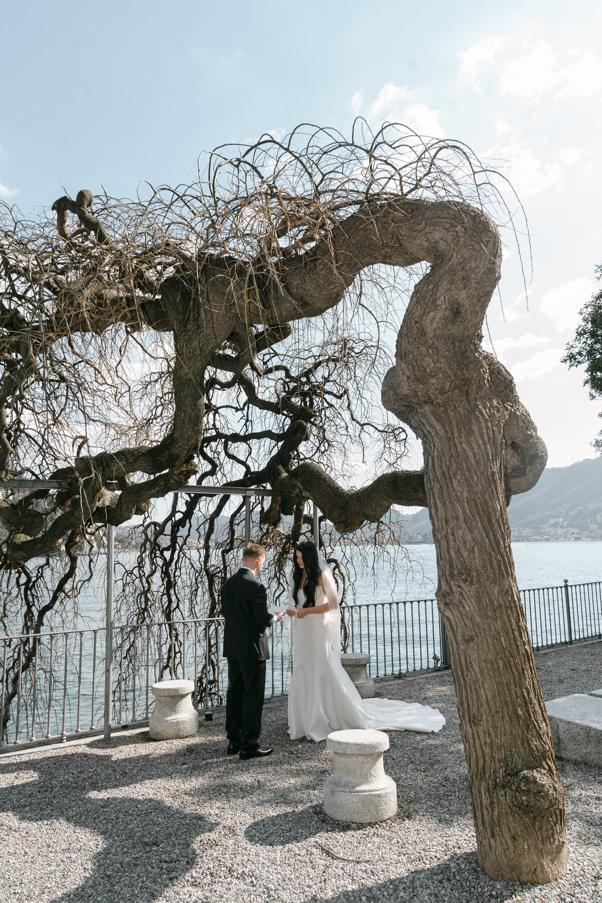 AbbyChris-Previews-LakeComoElopement-17March2025-AmaliStudios-31