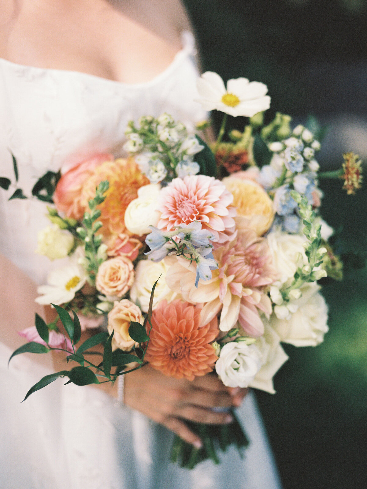 Film-Wedding-Photographer-011