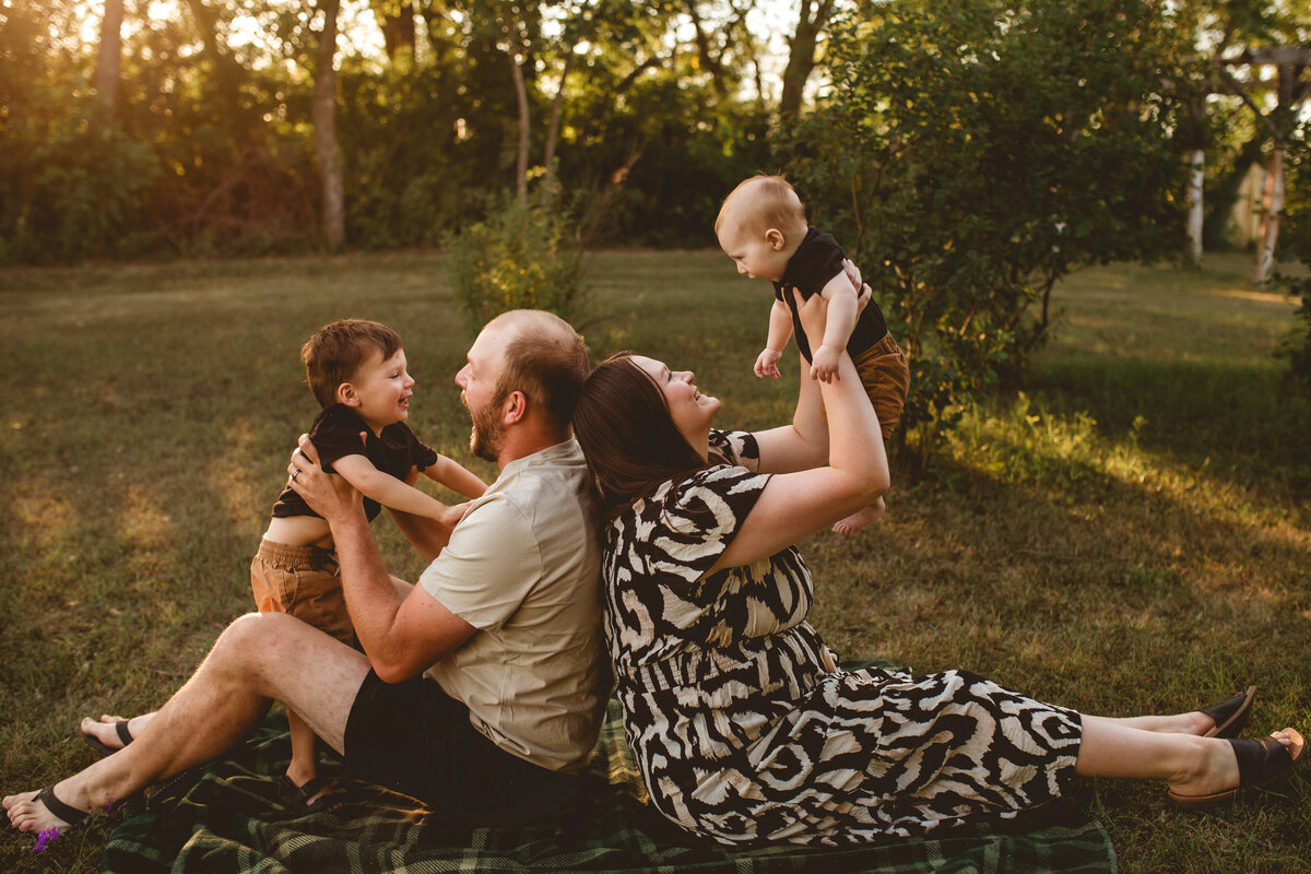 fraser valley, family, kids, candid, golden hour