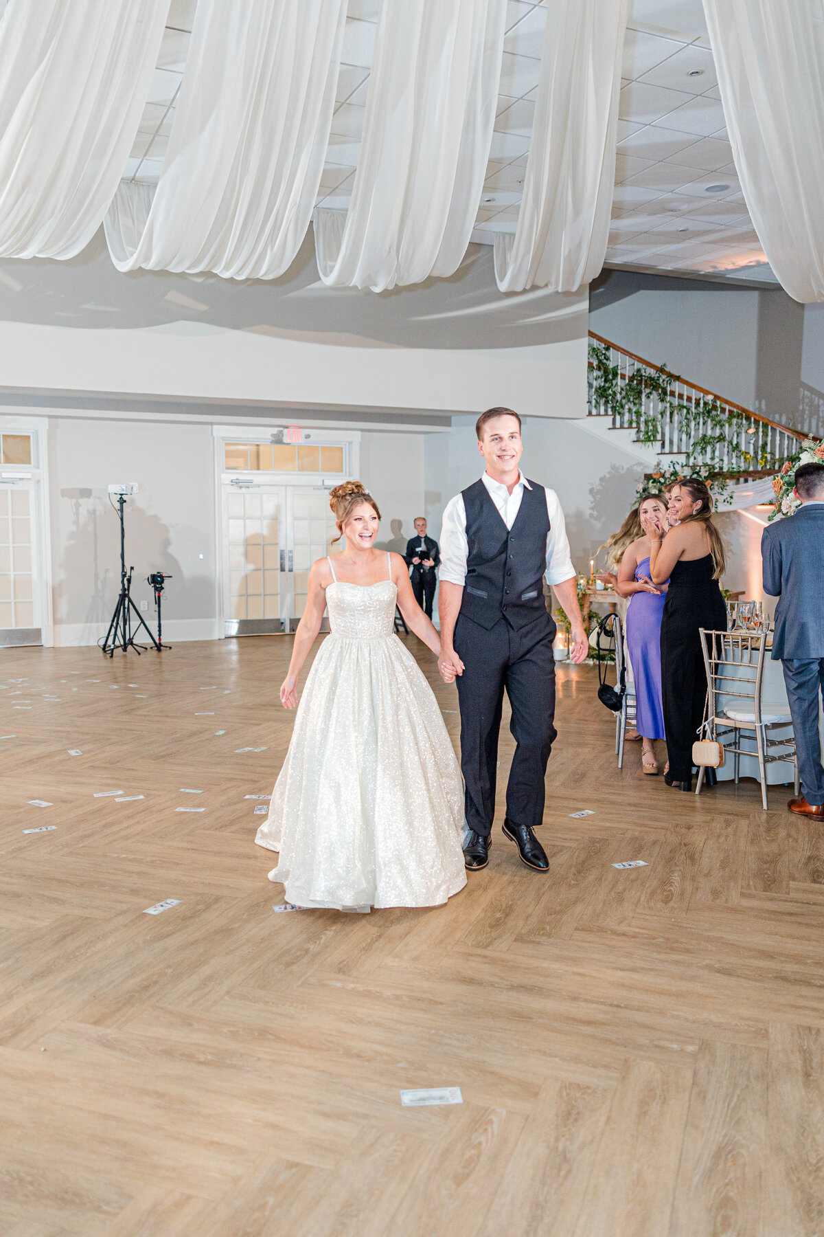 Olivia and Andrew Married Sneak Peeks-90