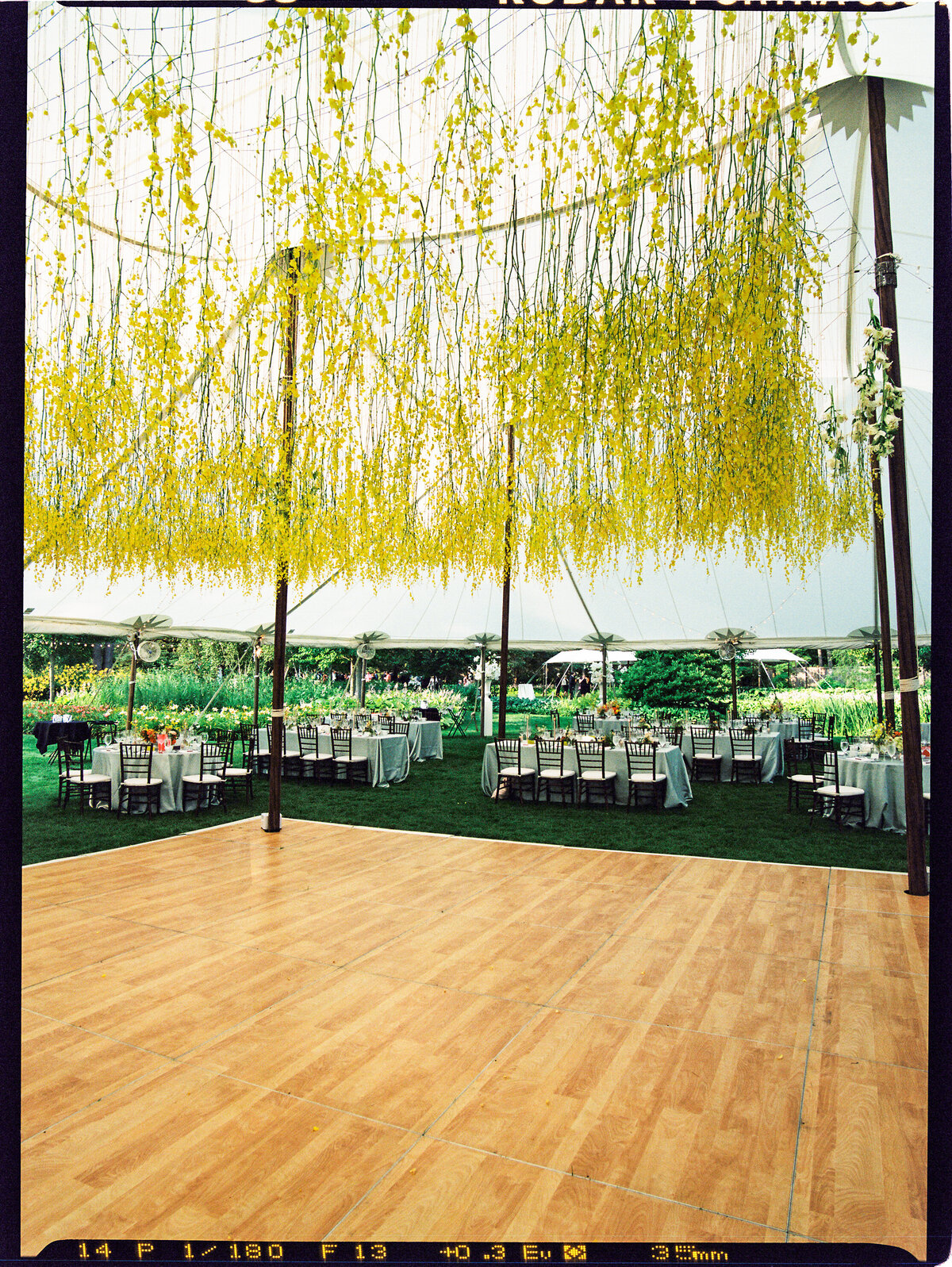 Lake-Minnetonka-wedding-Will-DeGraw-Clever-Disarray-76