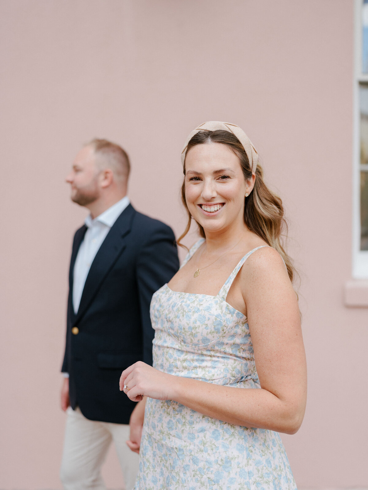 downtown-charleston-engagement-session-meg-andrew-005