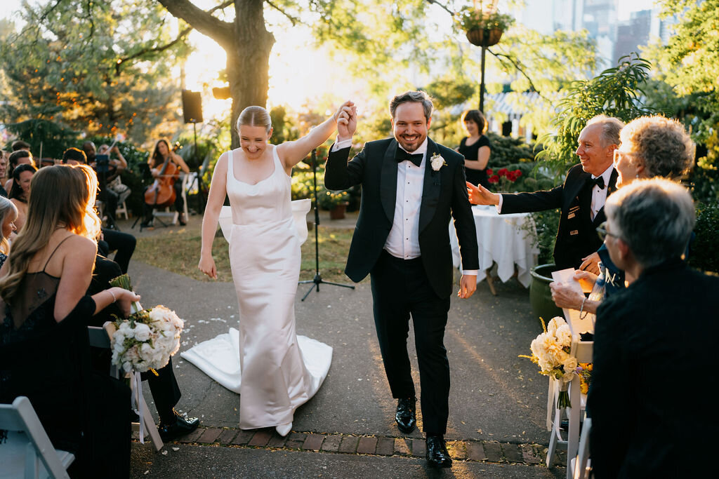 Sarah-brennan-events-wedding-in-brooklyn-the-river-cafe-511