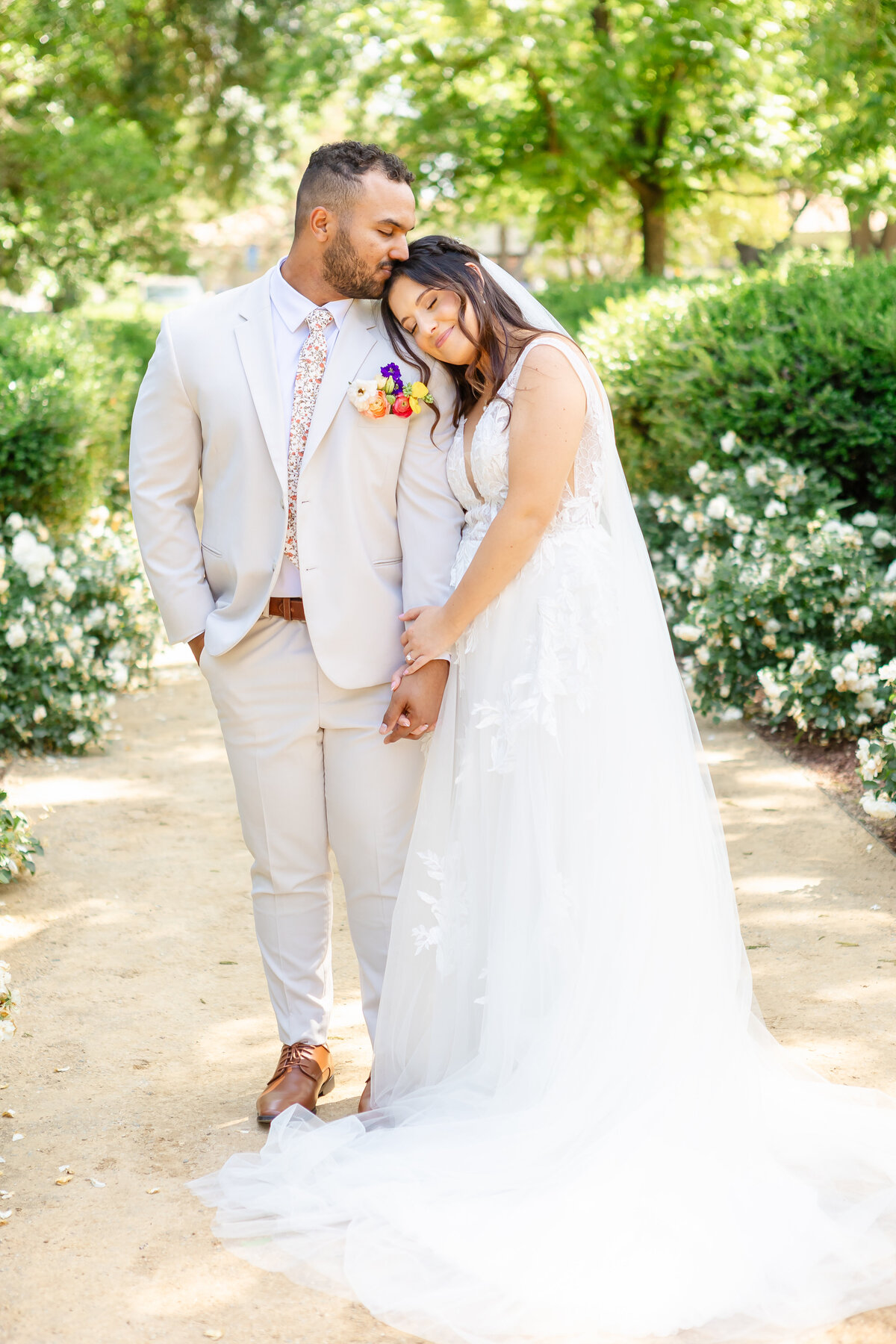 Beautiful couples moment together in a beautiful garden