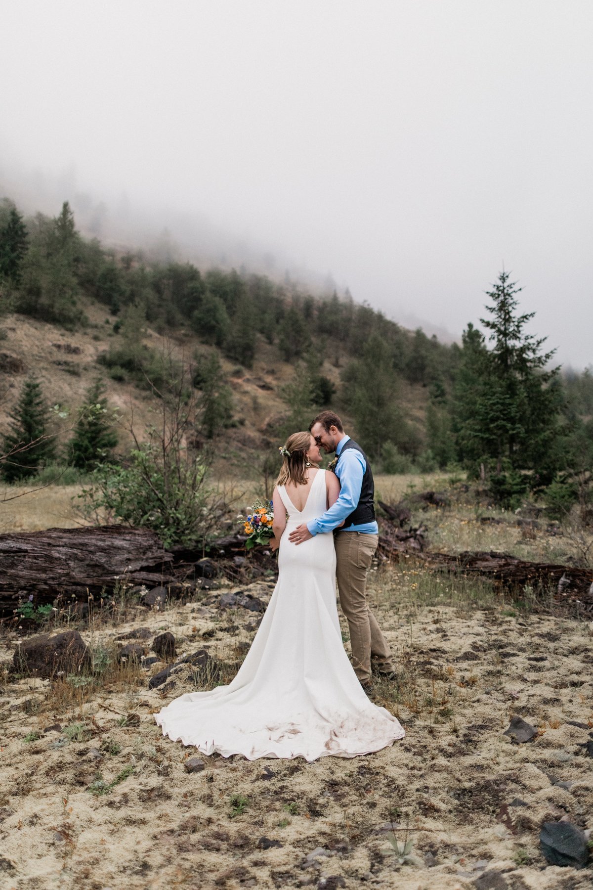 Mount-St-Helens-Elopement