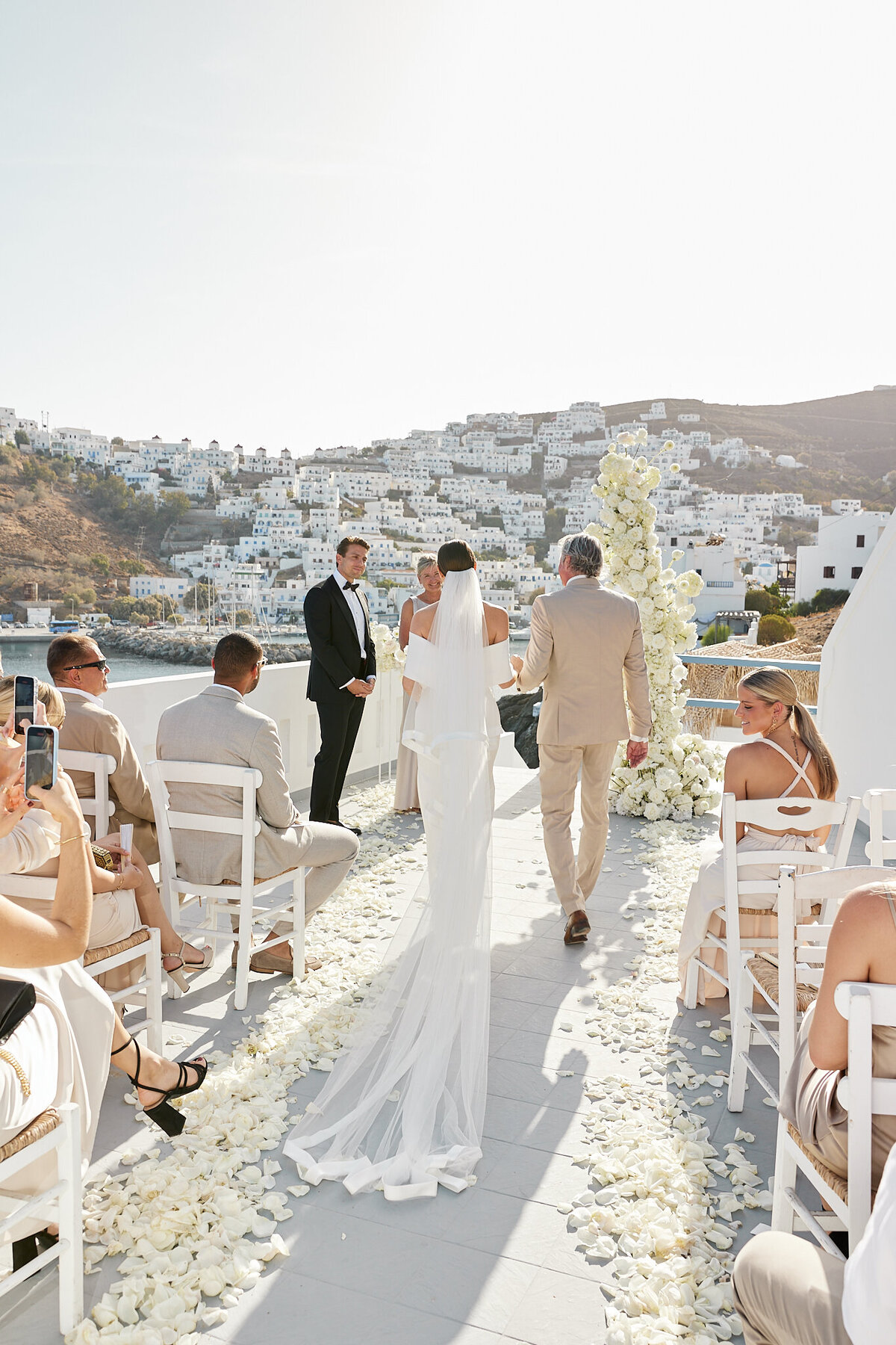 wedding photographer europe greece ceremony00007
